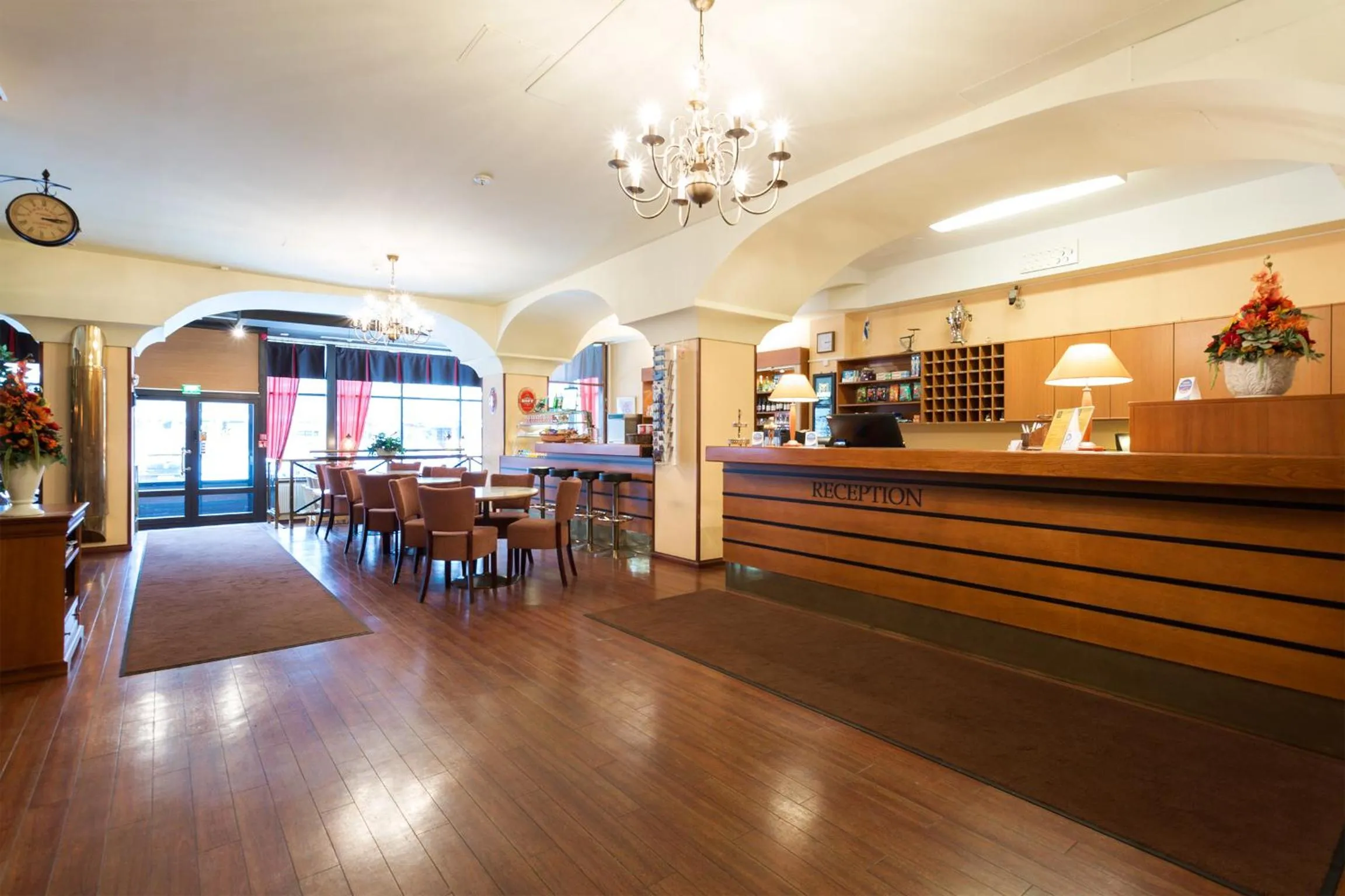 Lobby or reception in Hotel Milton