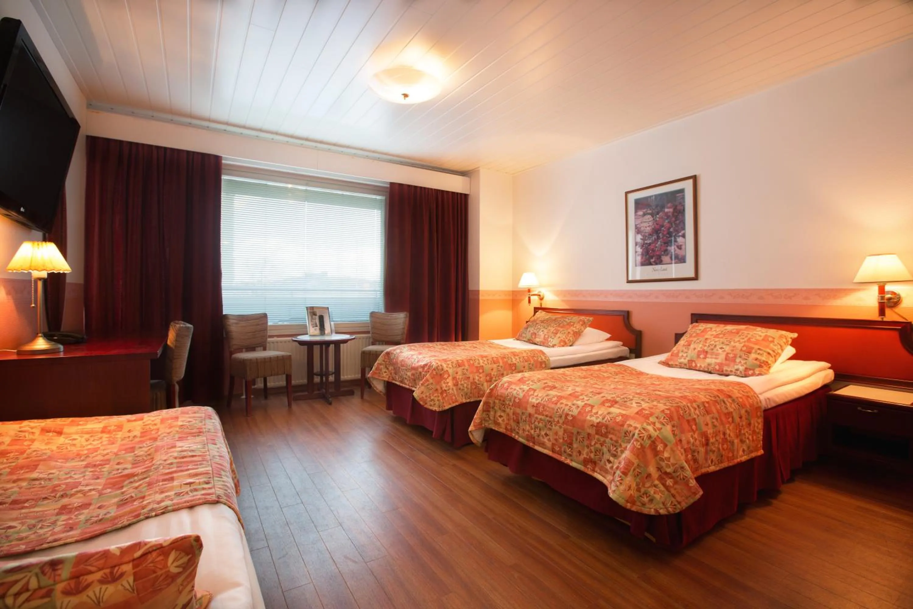 Bedroom, Bed in Hotel Milton