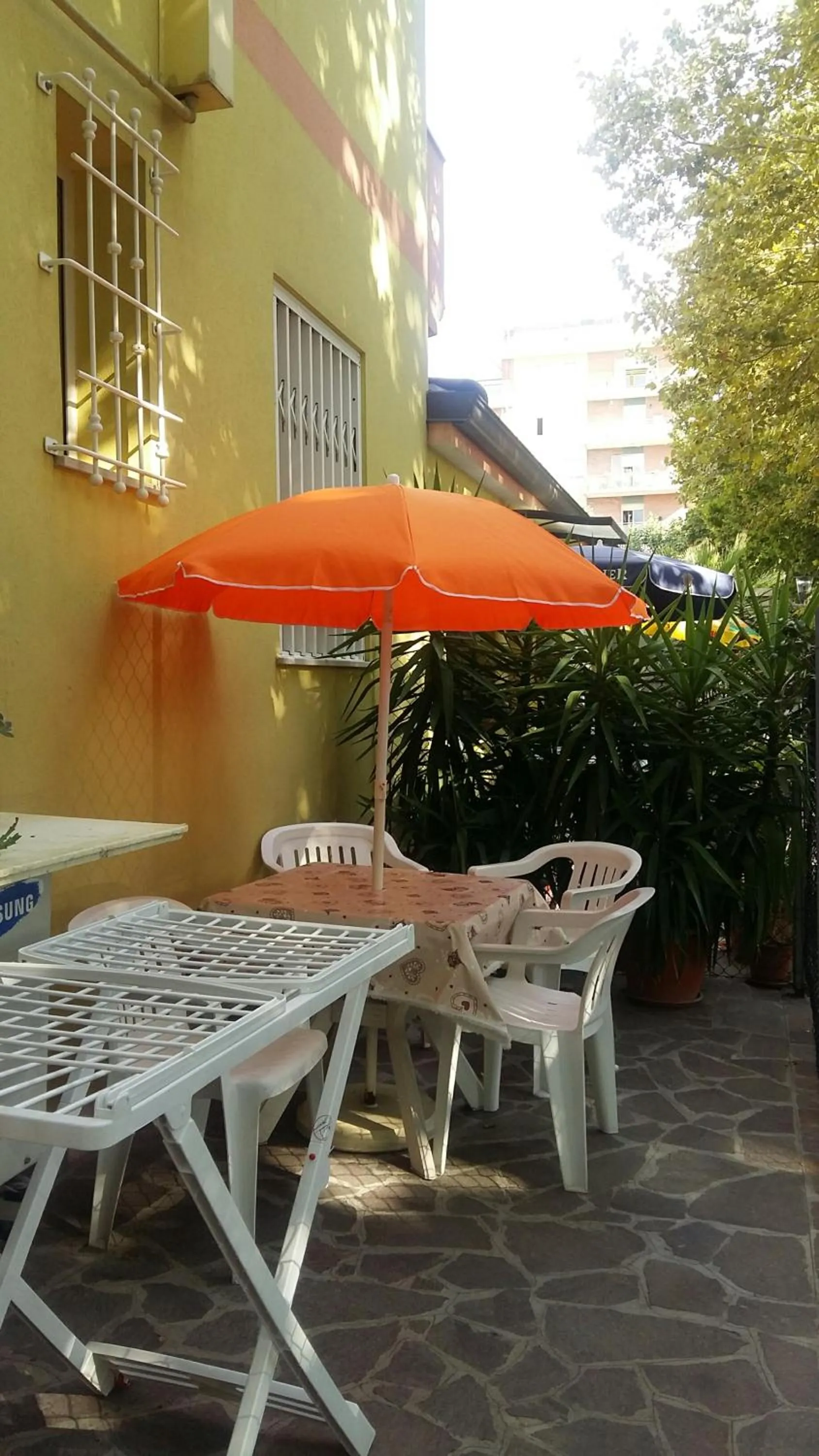 Patio in Residence Désirée