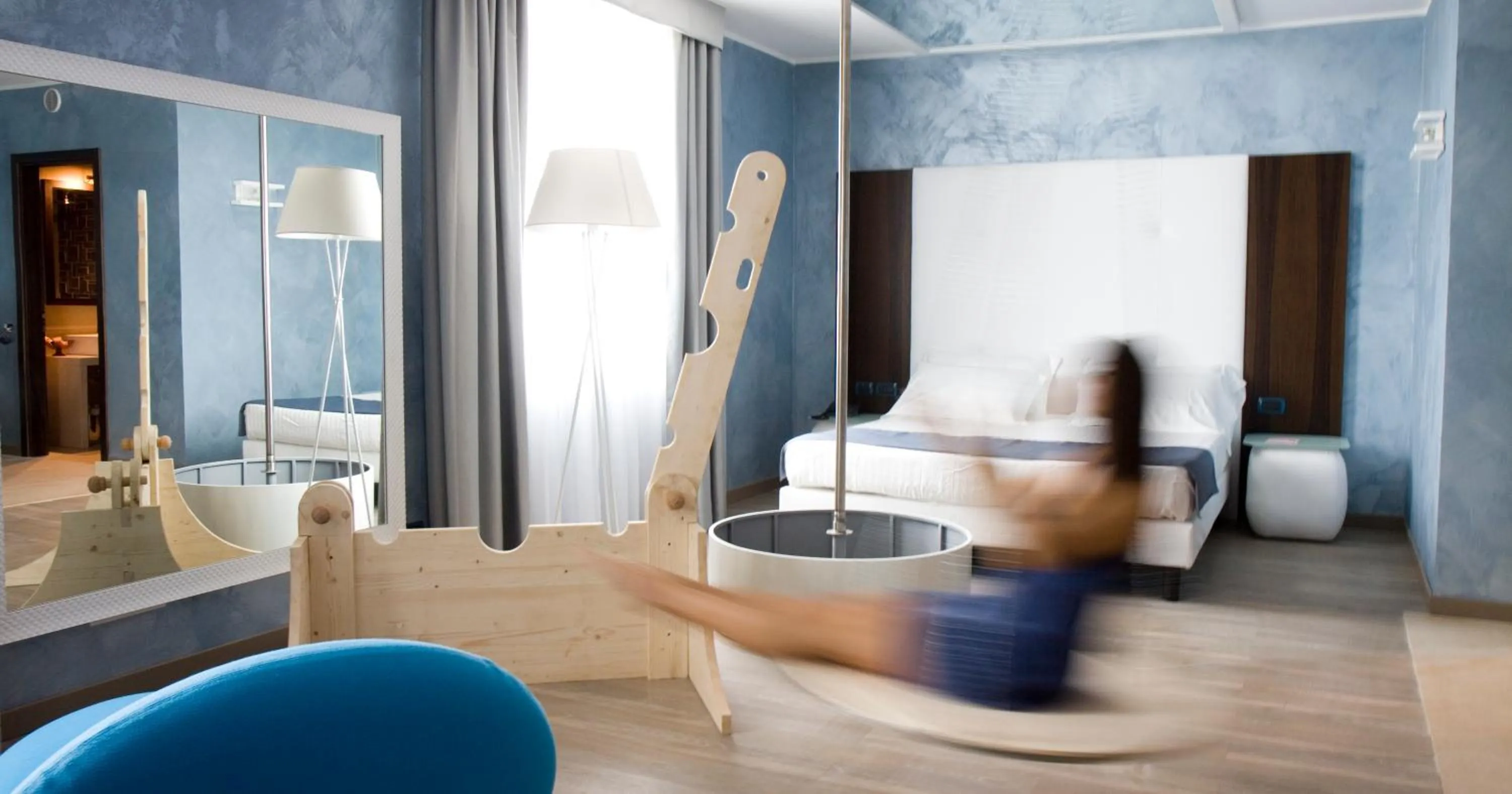 Bed in HM MotelHotel