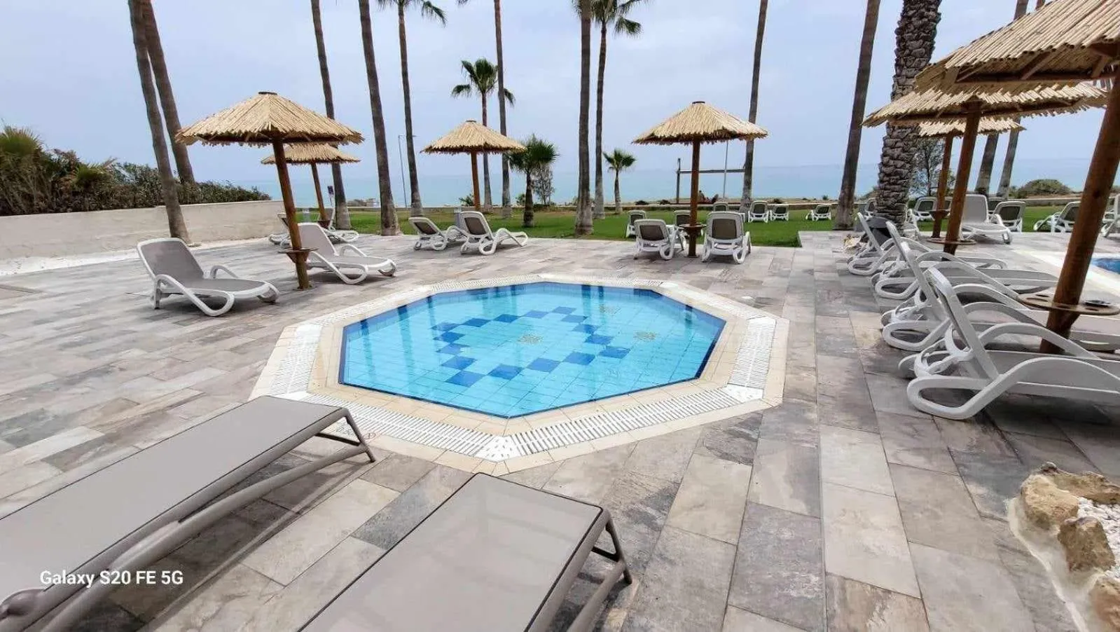 Simos Magic Beach Hotel Apts