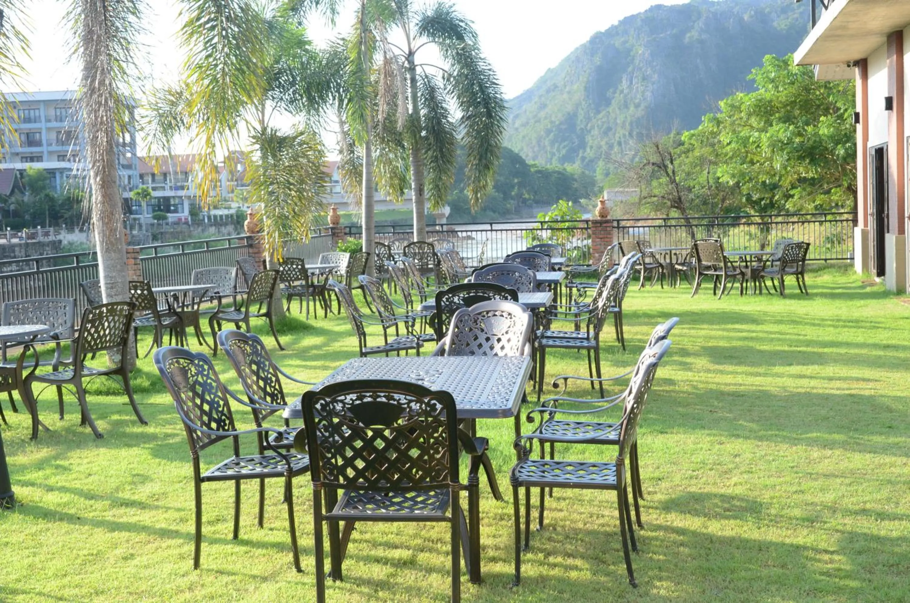 Restaurant/places to eat in Saksiri Riverside Boutique Hotel