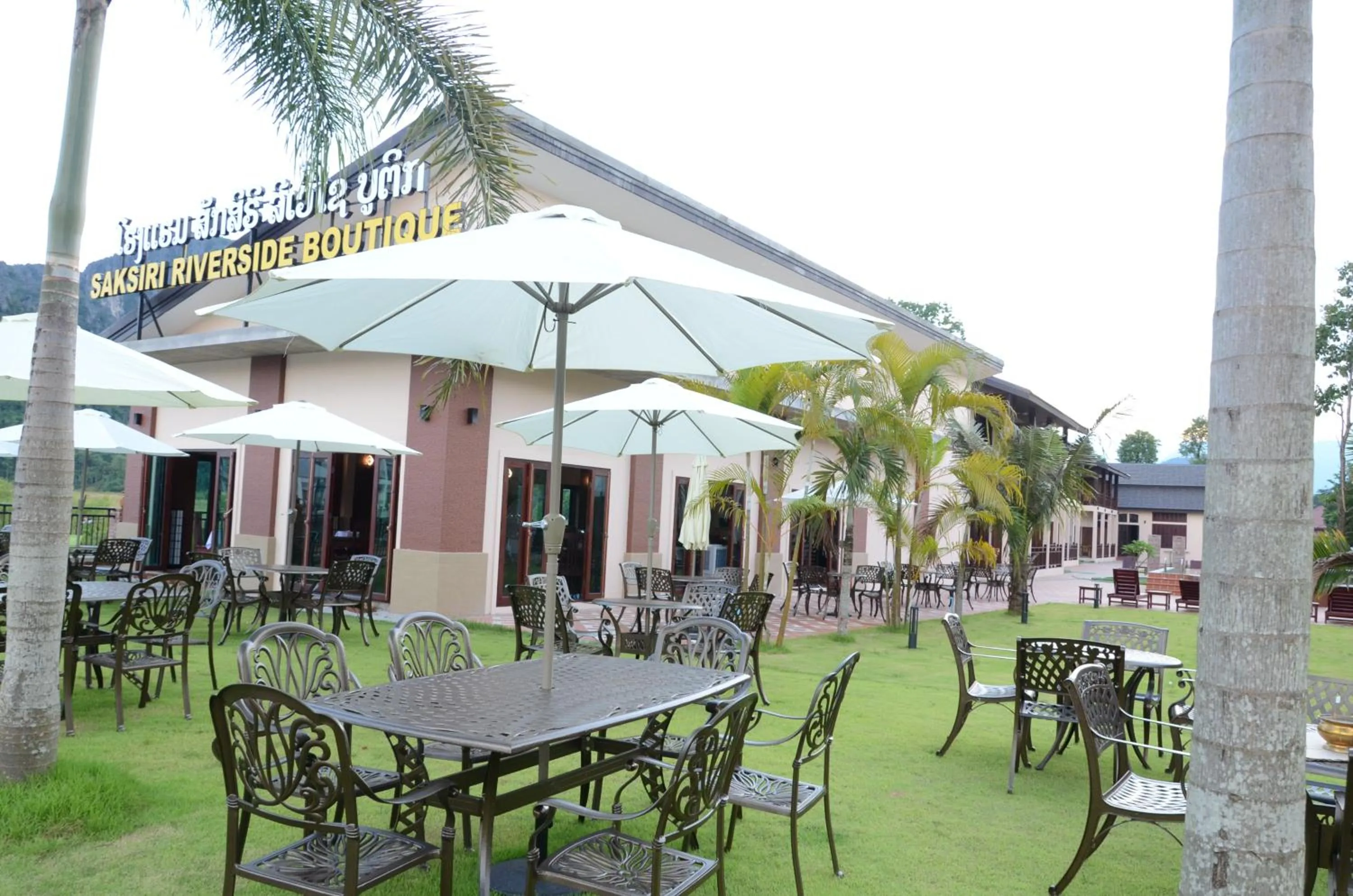 Restaurant/places to eat in Saksiri Riverside Boutique Hotel