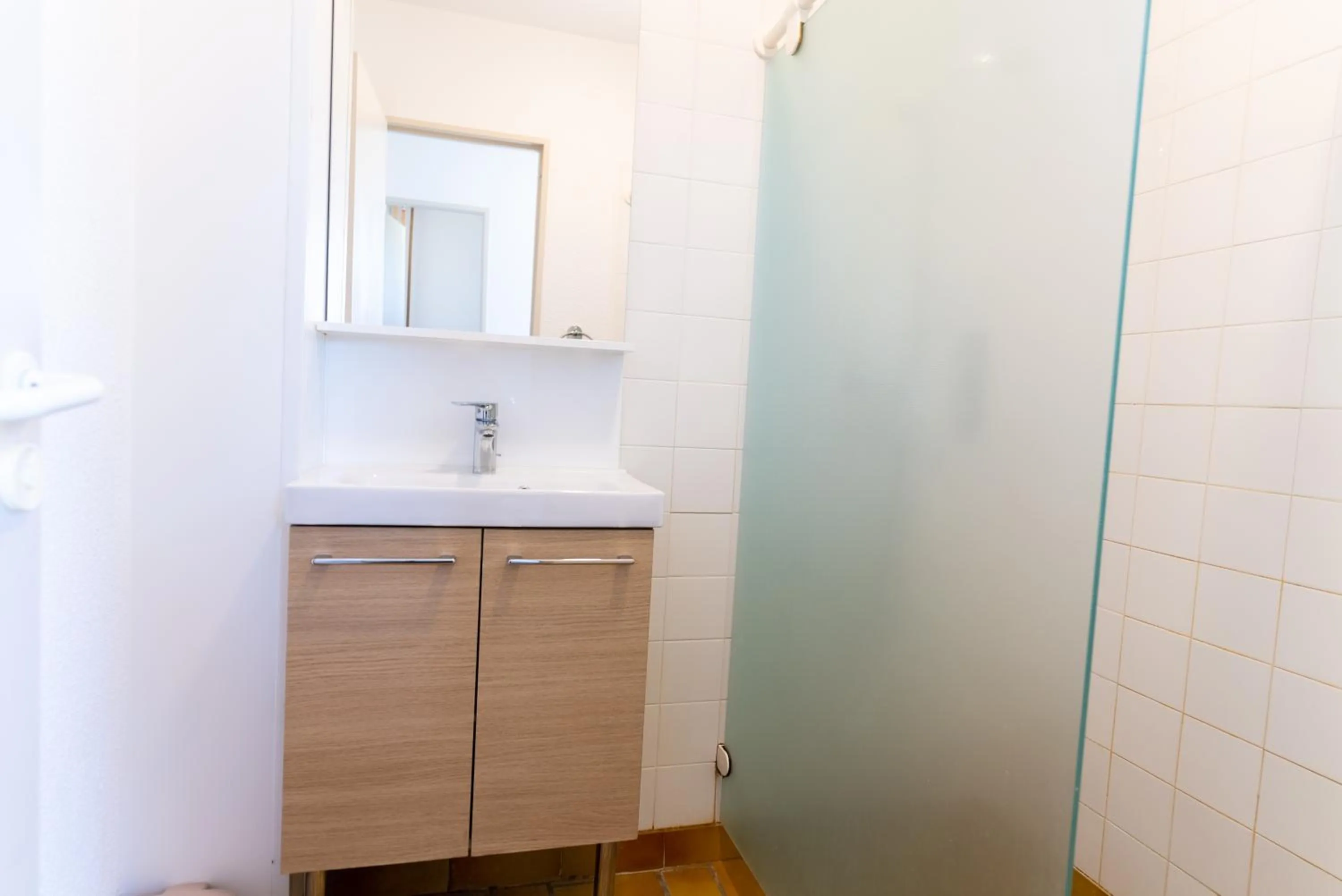 Bathroom in Azureva Le Grau du Roi