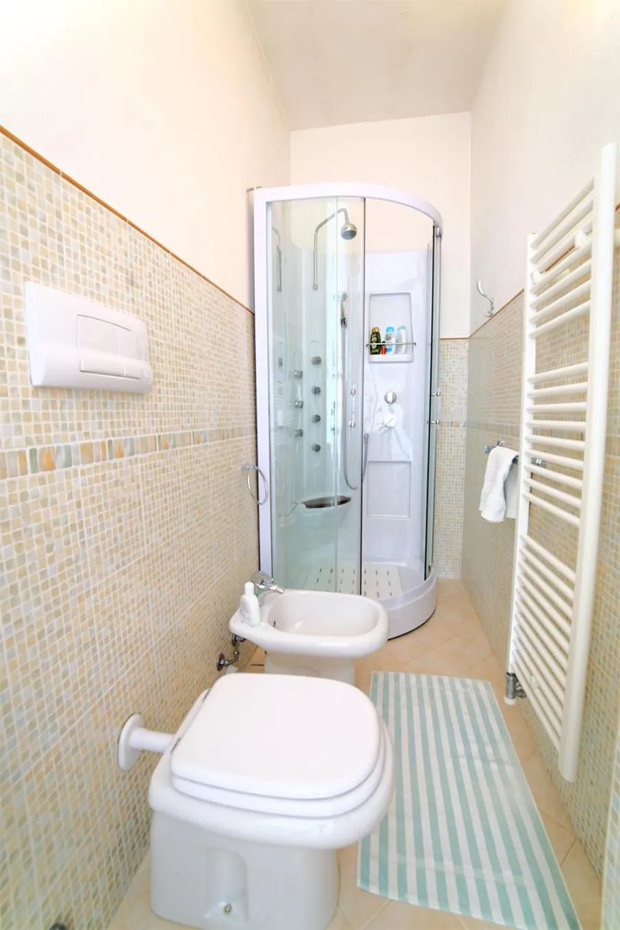 Bathroom in B&B PONTEVECCHIO