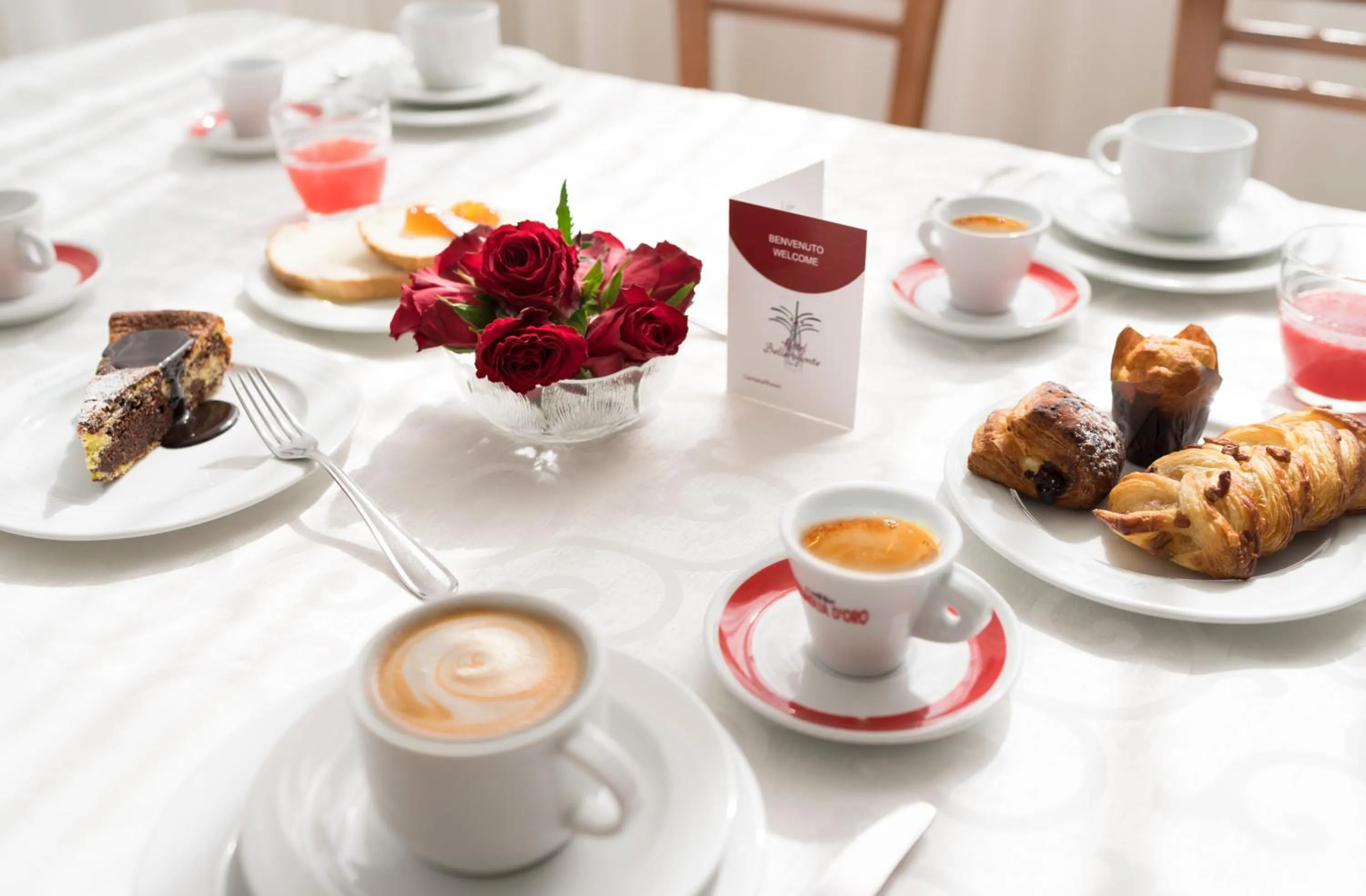 Restaurant/places to eat in Hotel Bellerofonte