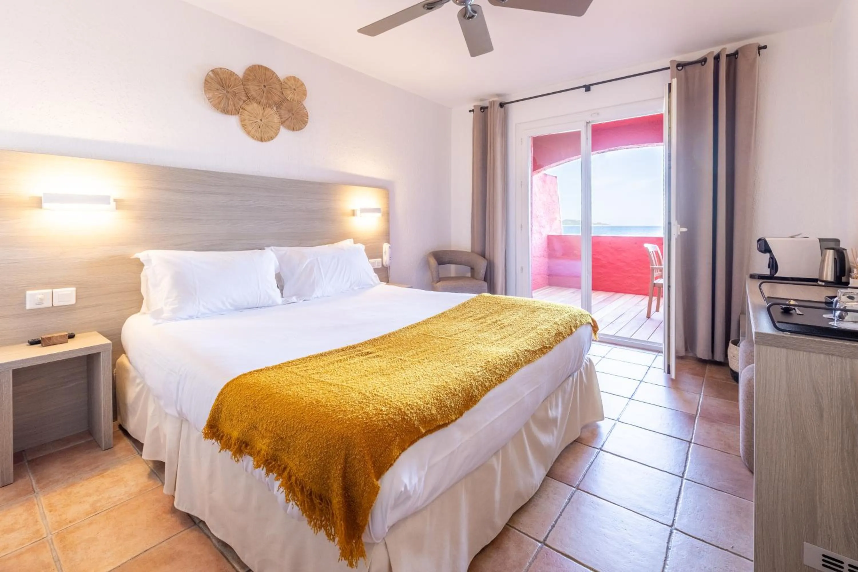 Bed in Hôtel Dolce Notte