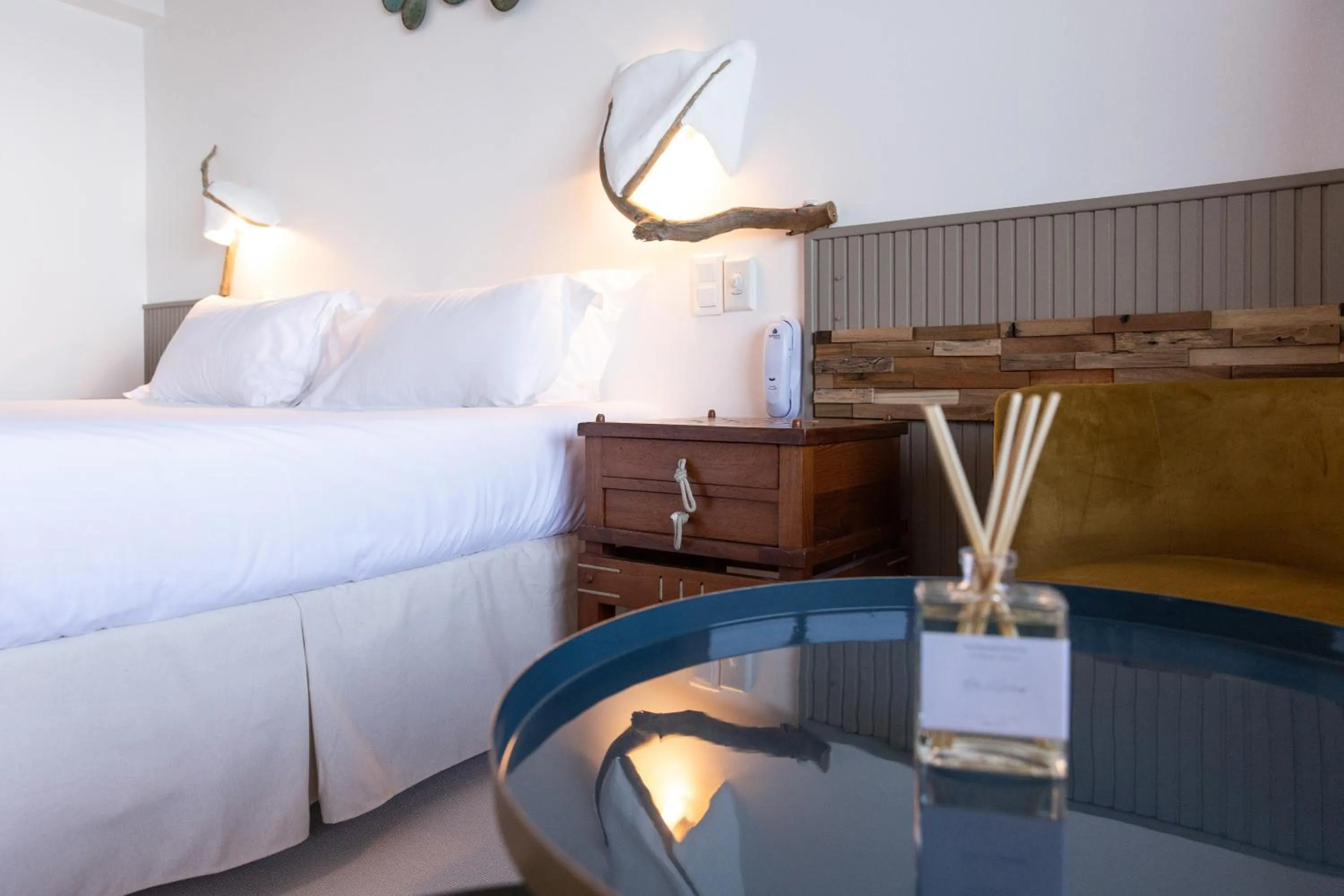 Photo of the whole room, Bed in Hôtel Dolce Notte