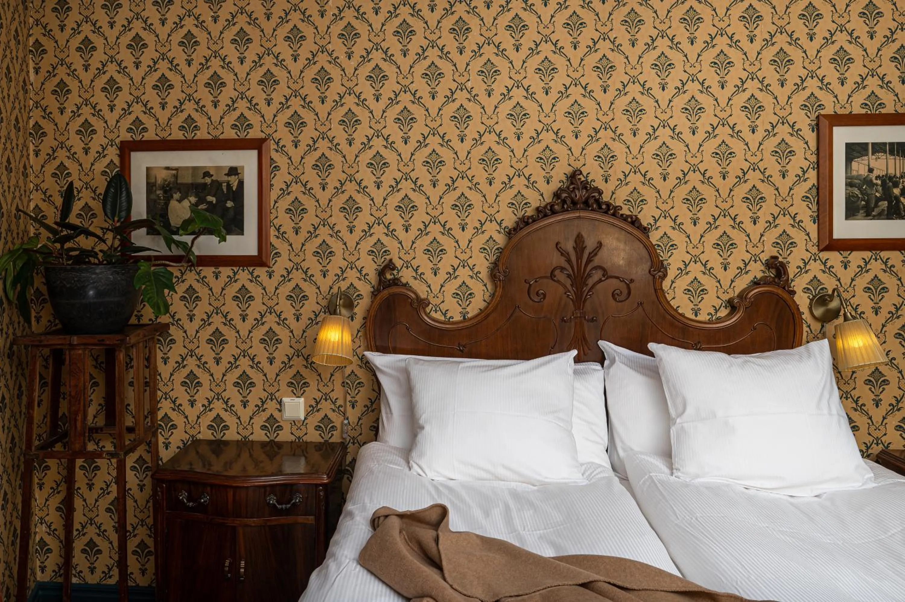 Small Double Room in Stora Hotellet i Fjällbacka