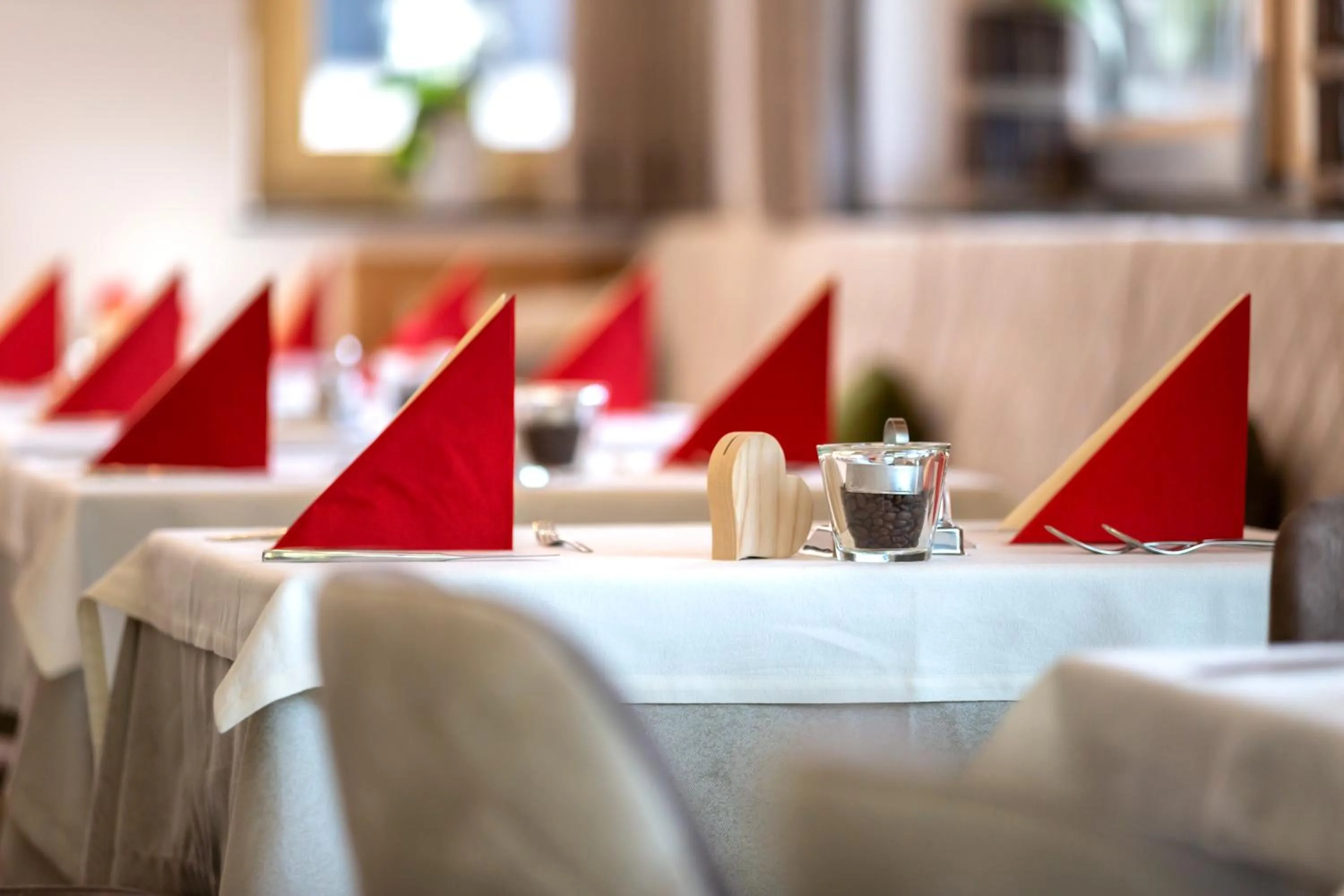 Restaurant/places to eat in Hotel Kronhof