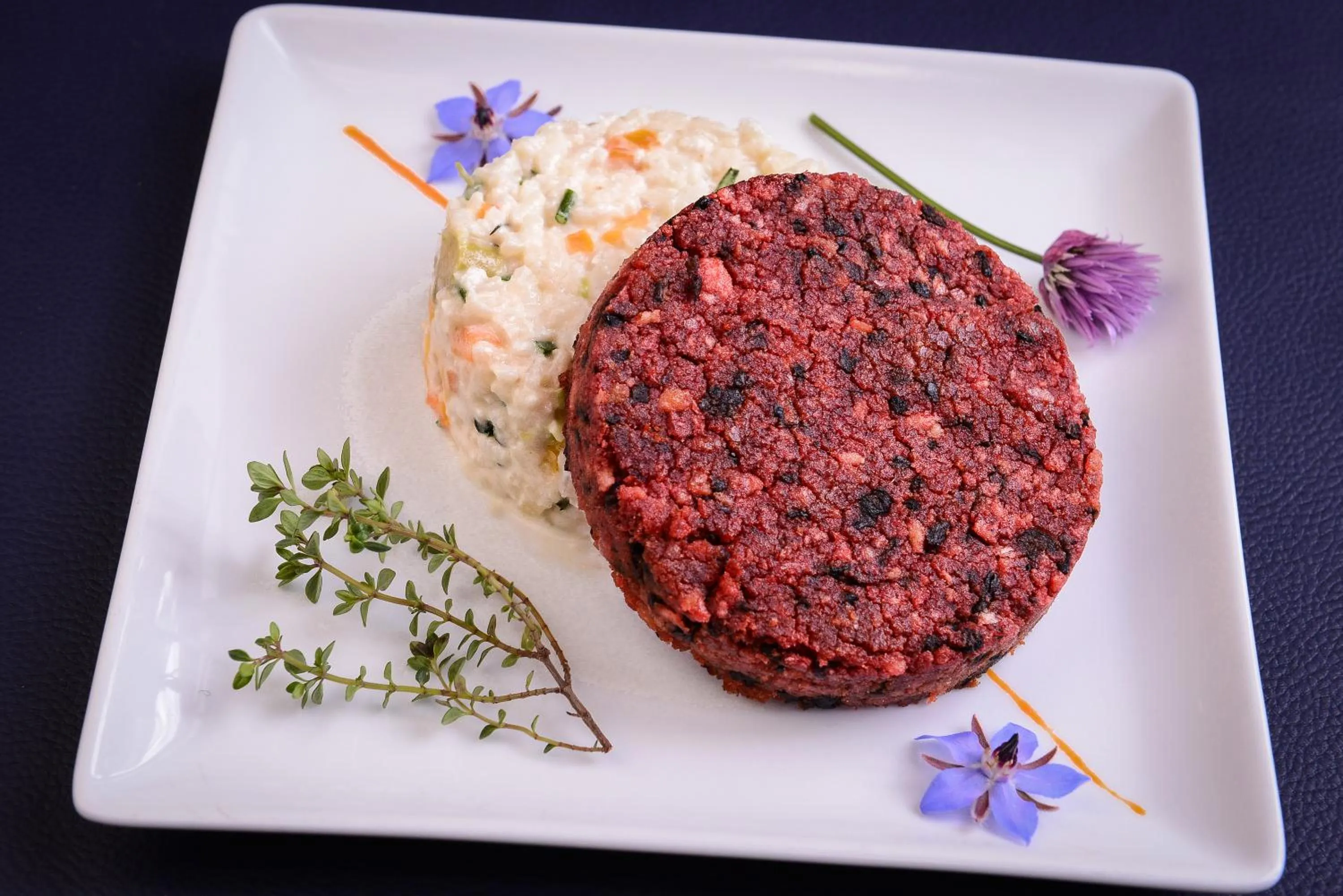 Food in Logis Hôtel Restaurant Le Chêne Vert