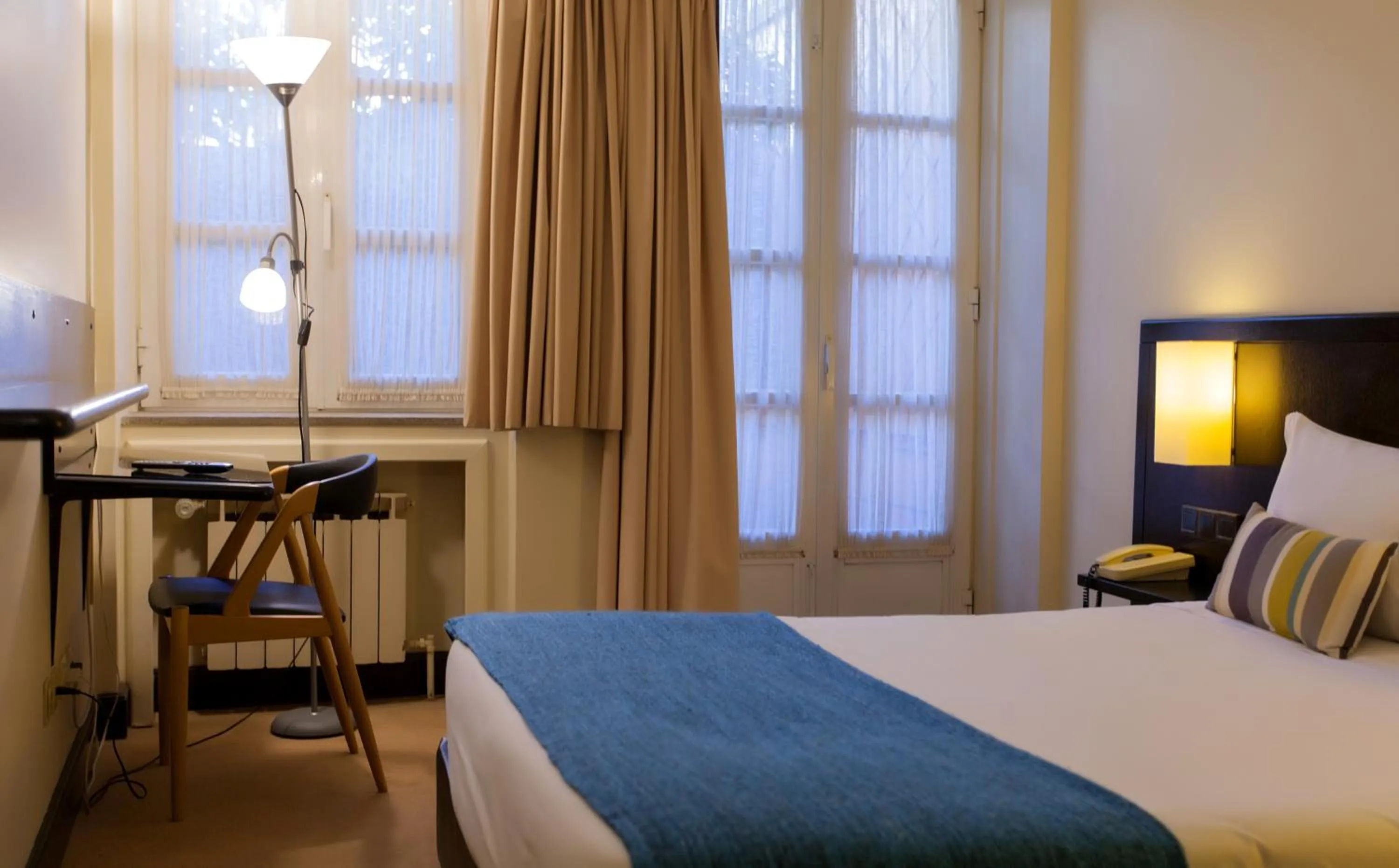 TV and multimedia, Bed in Hotel Senhora A Branca