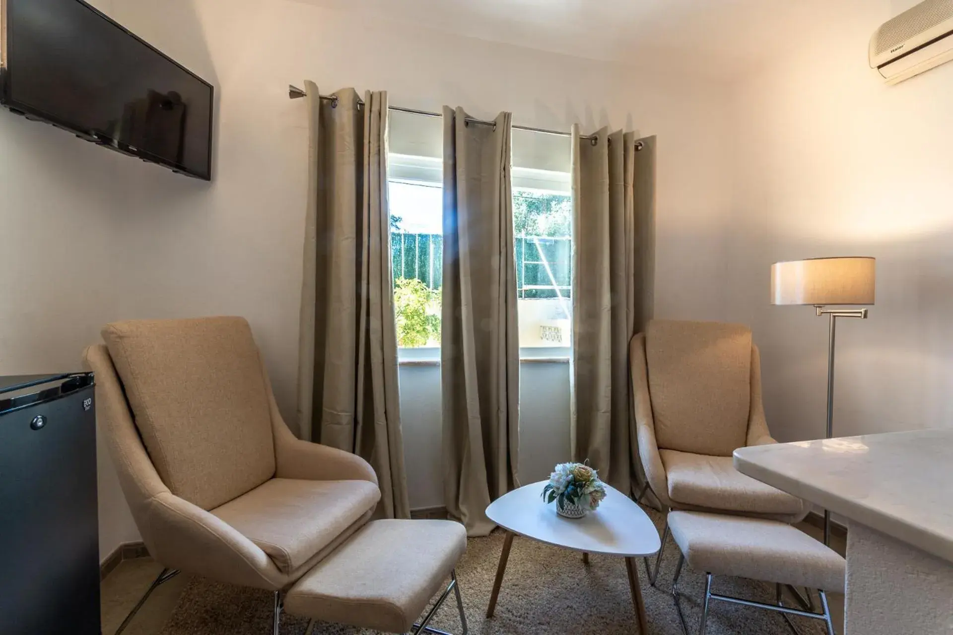 Double or Twin Room in Villa Welwitshia Double or Twin Room in Villa Welwitshia