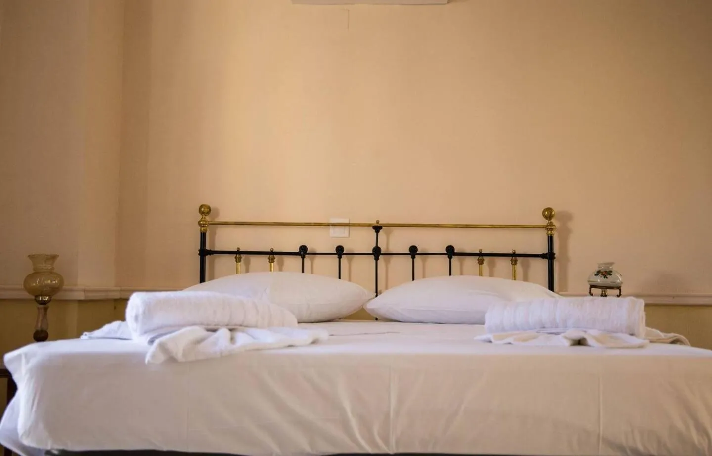 Bed in Villas Thassos