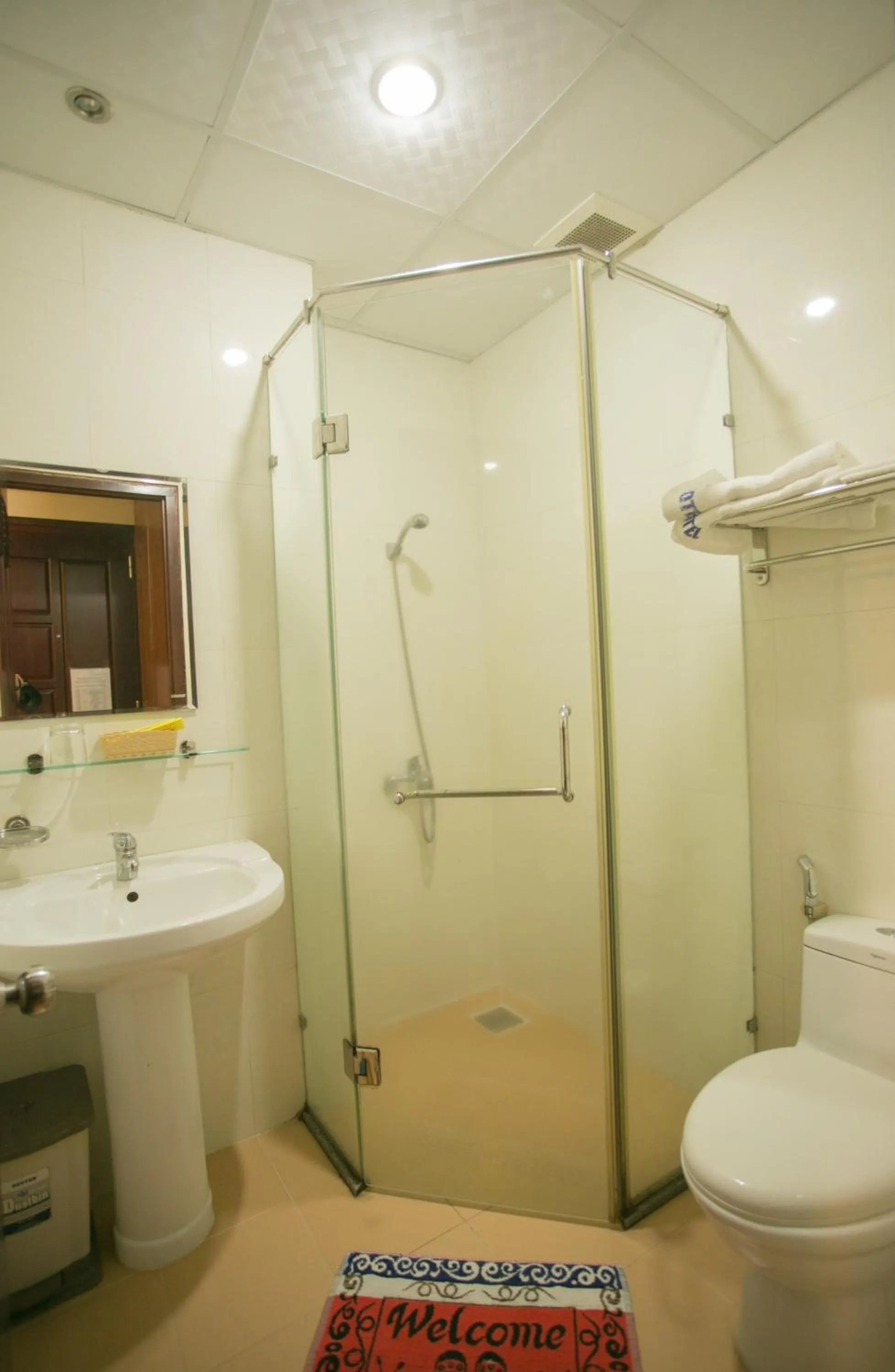 Bathroom in Golden Sea Hotel