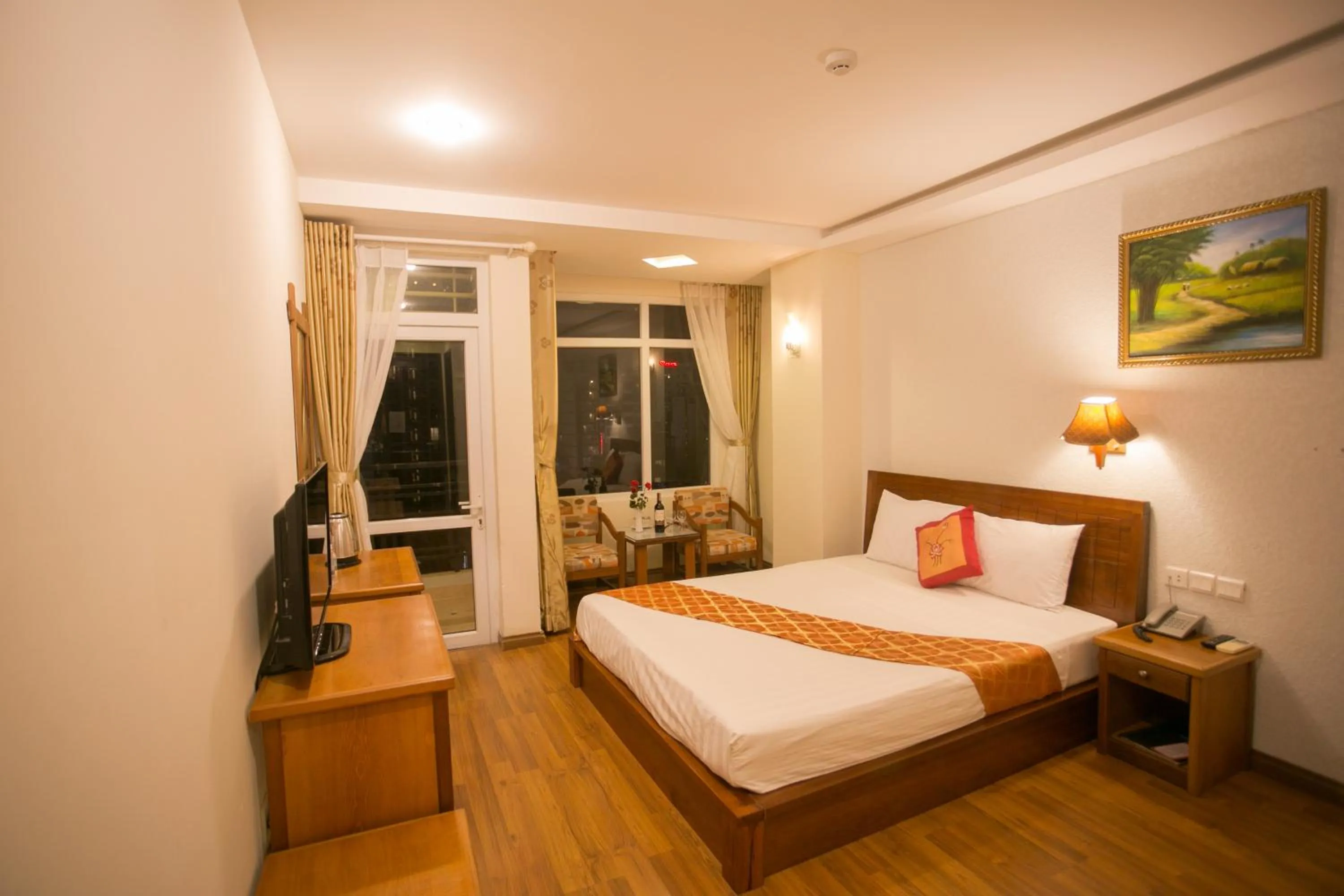 Bed in Golden Sea Hotel