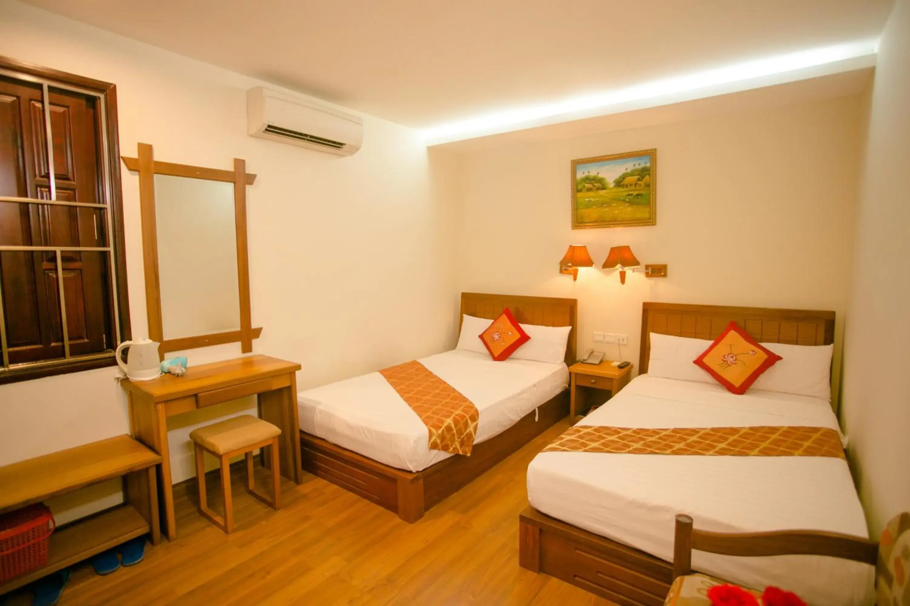 Standard Twin Room in Golden Sea Hotel Standard Twin Room in Golden Sea Hotel