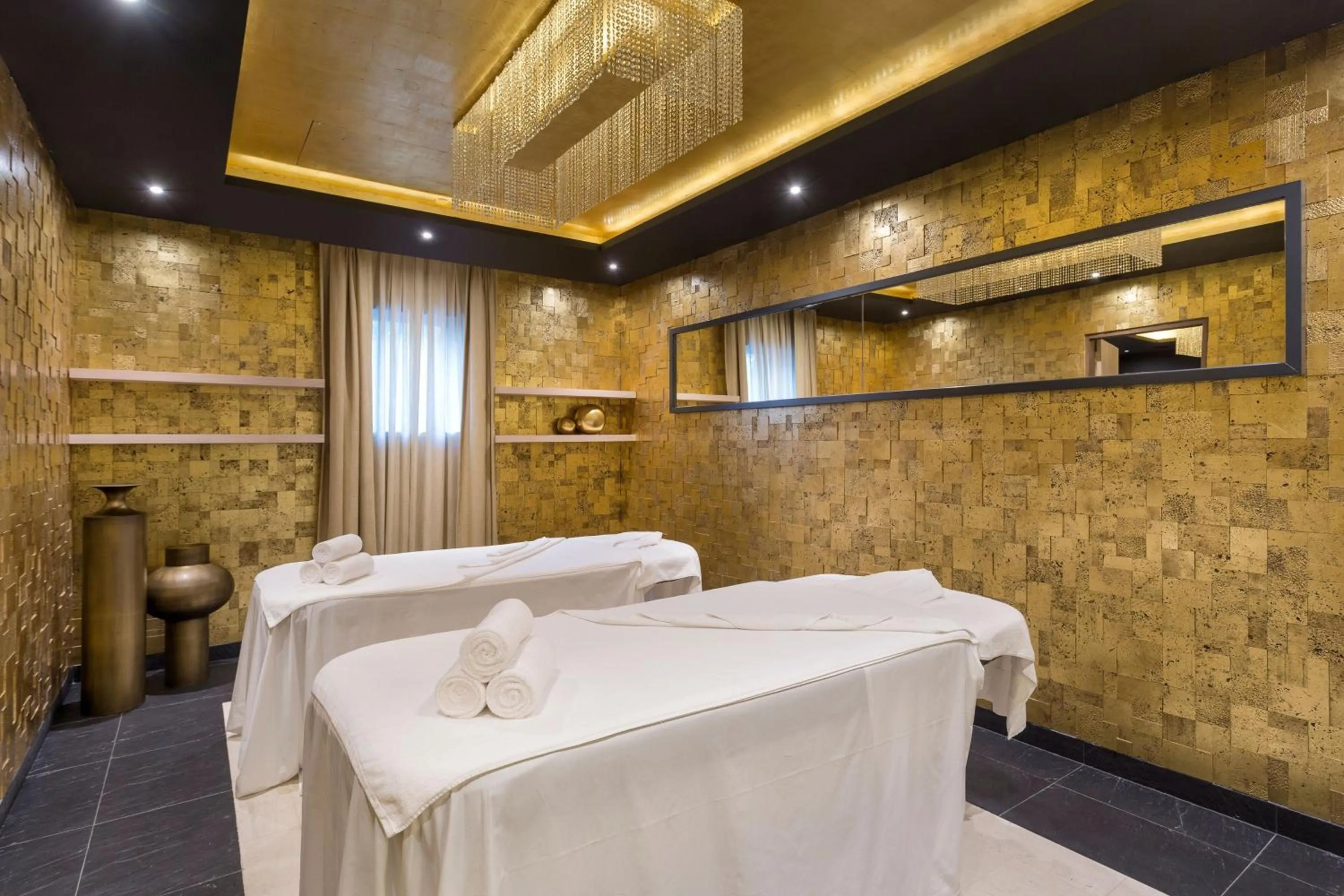 Spa and wellness centre/facilities in Pine Cliffs Residence, a Luxury Collection Resort, Algarve