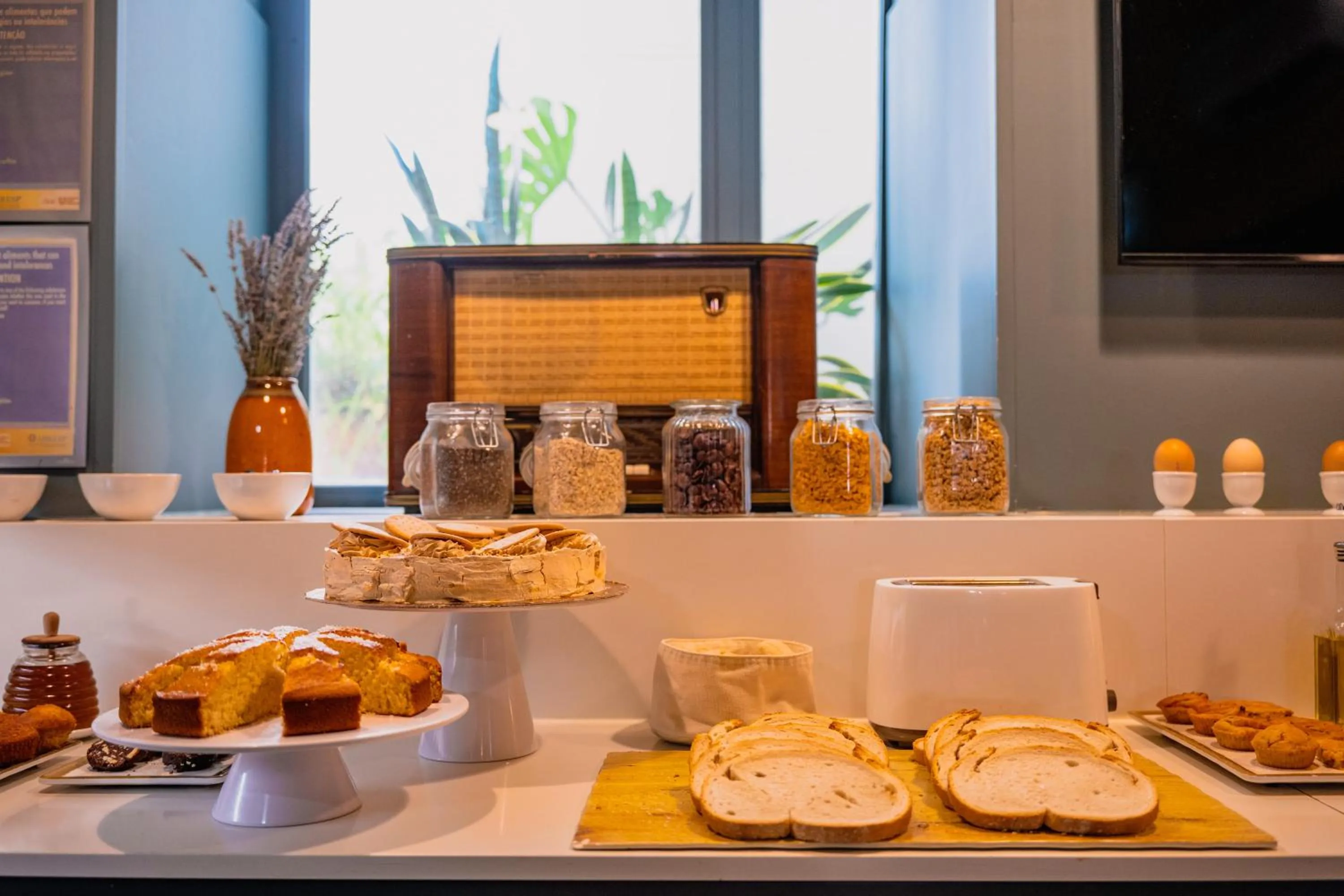 Food and drinks in Quinta Colina by Shiadu