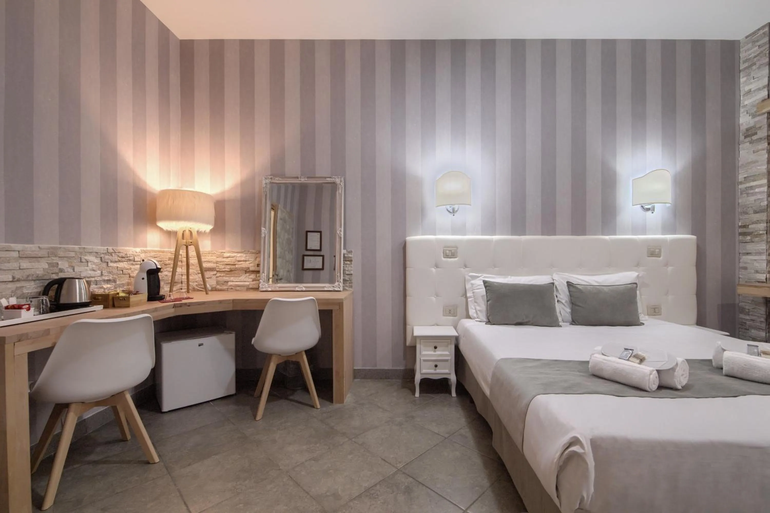 Coffee/tea facilities, Bed in Vatican Treasure