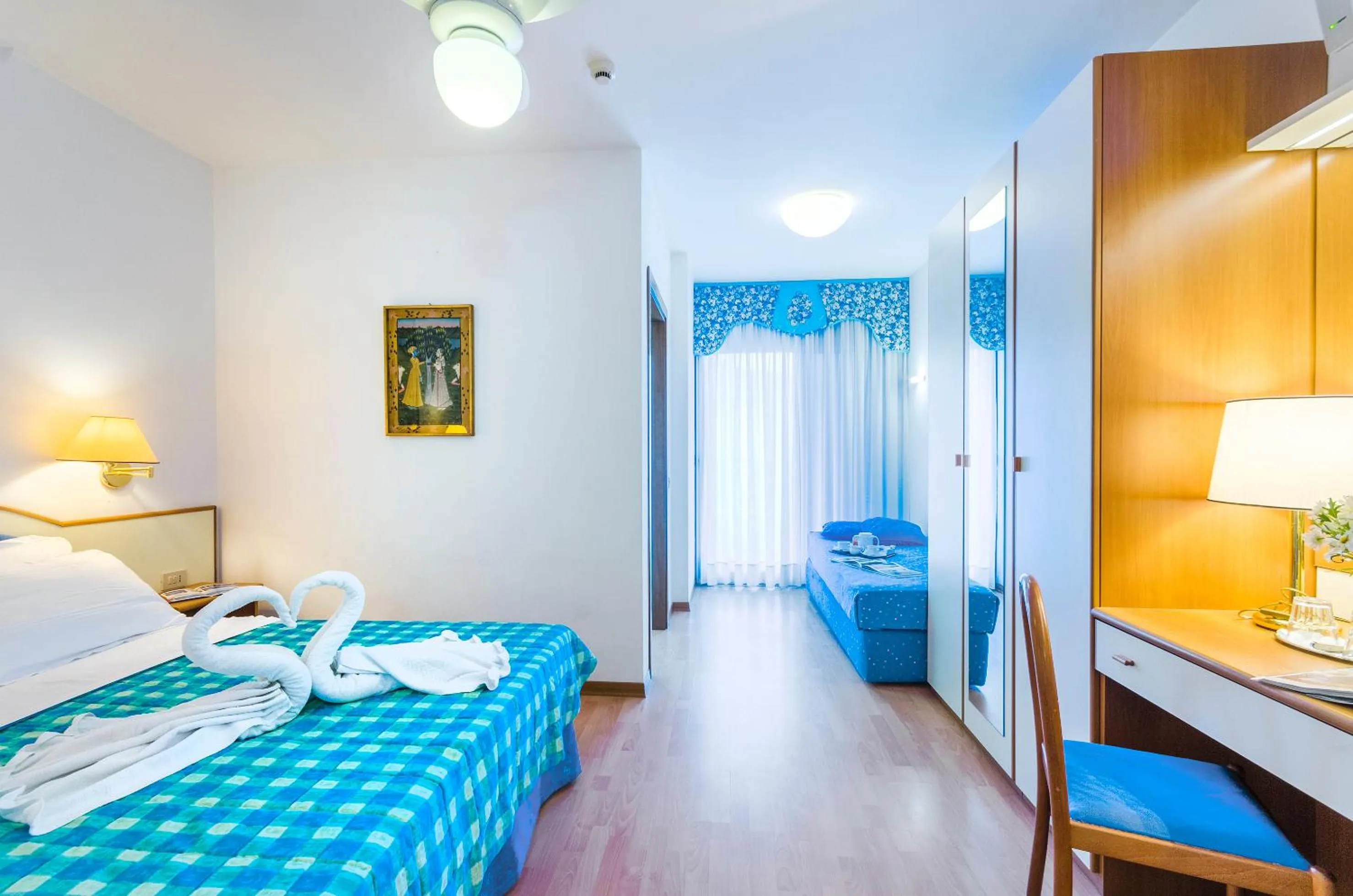 Photo of the whole room, Bed in Hotel Panoramic