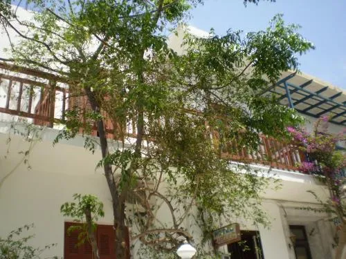 Hotel Maroulis