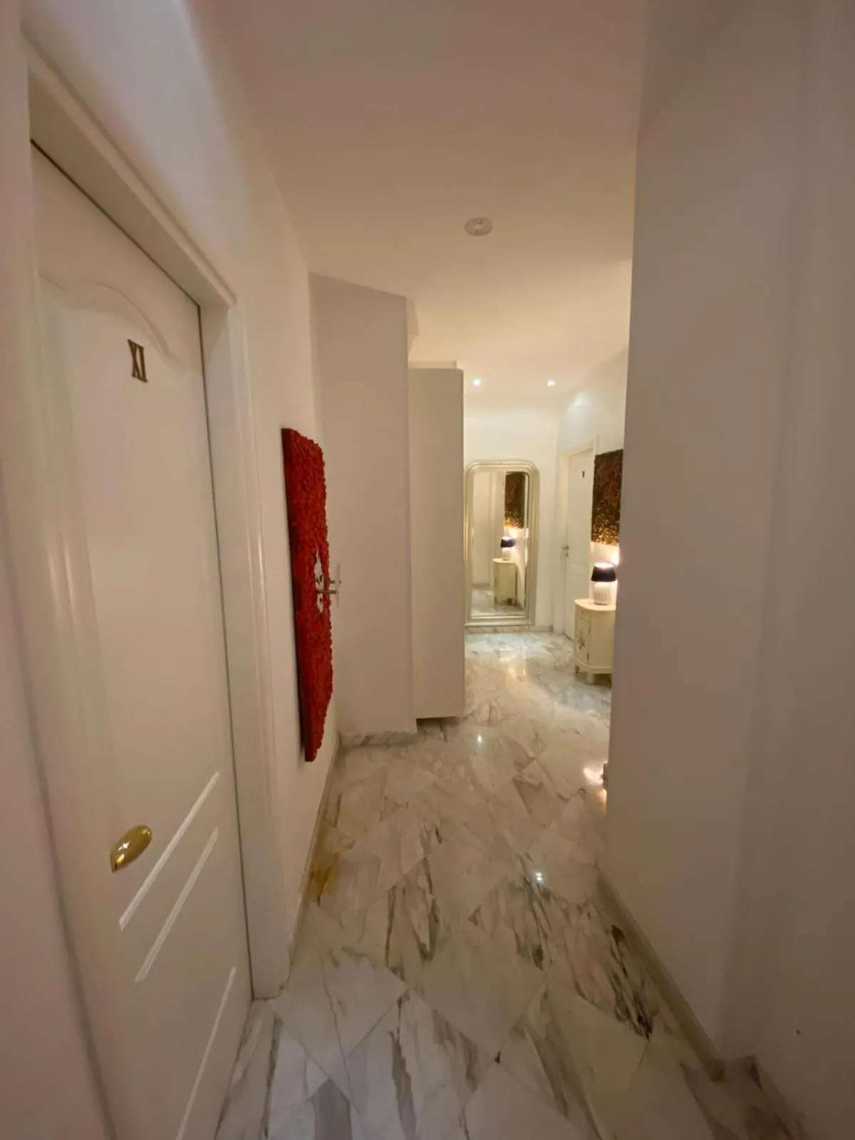 Facade/entrance in B&B Mini Hotel Incity-close train station and port-