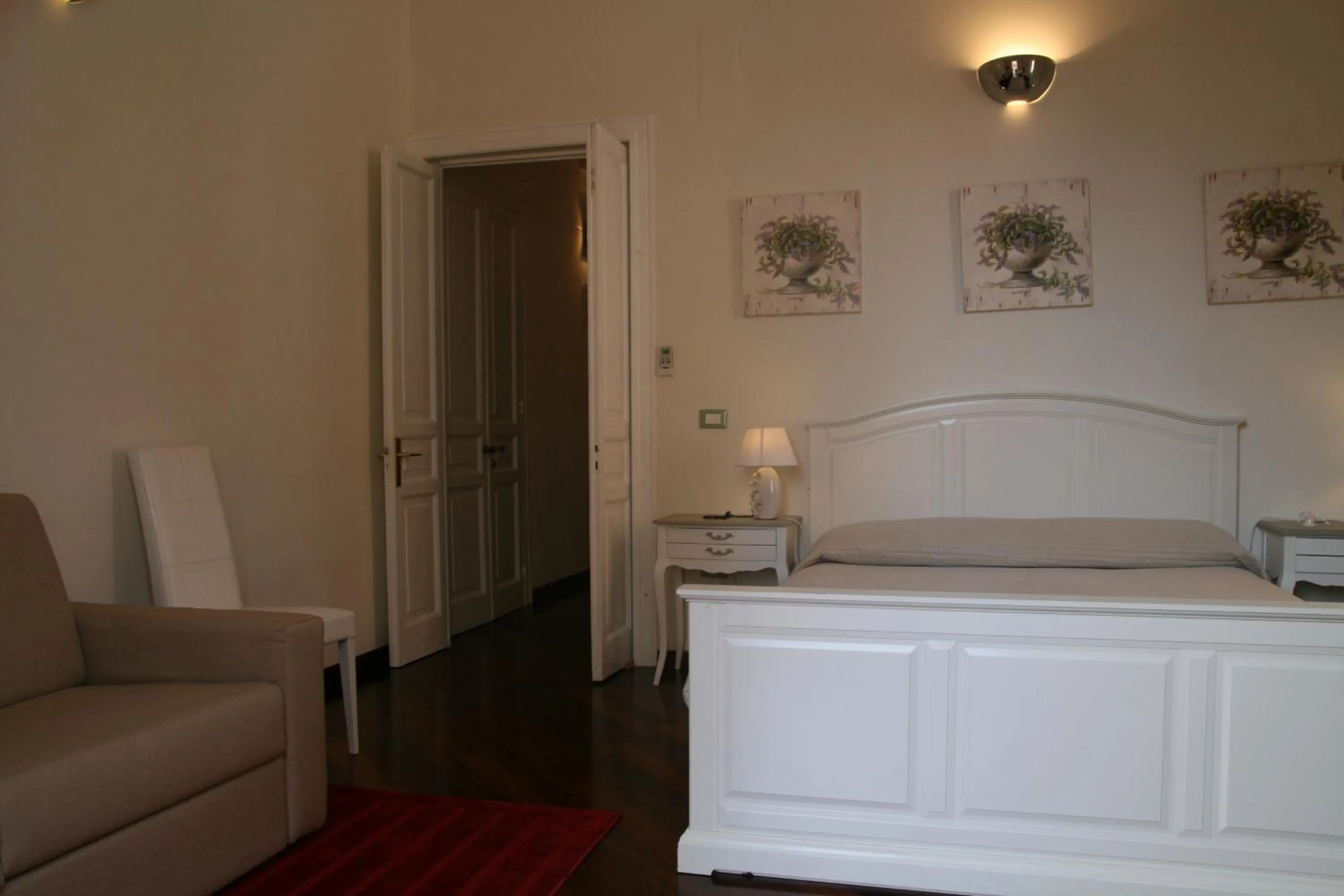 Bed in B&B Mini Hotel Incity-close train station and port-