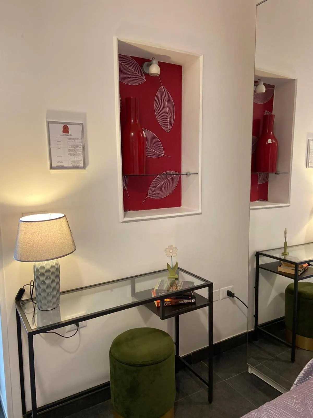 Decorative detail in B&B Mini Hotel Incity-close train station and port-