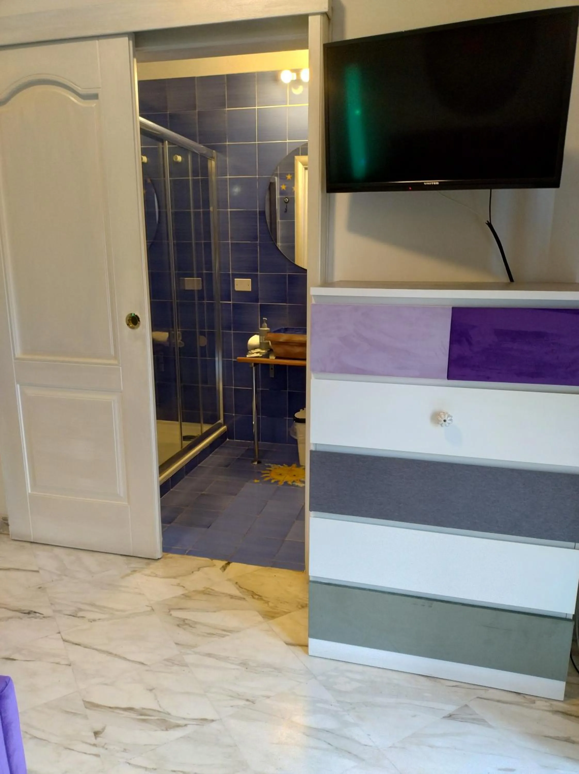 Bed in B&B Mini Hotel Incity-close train station and port-