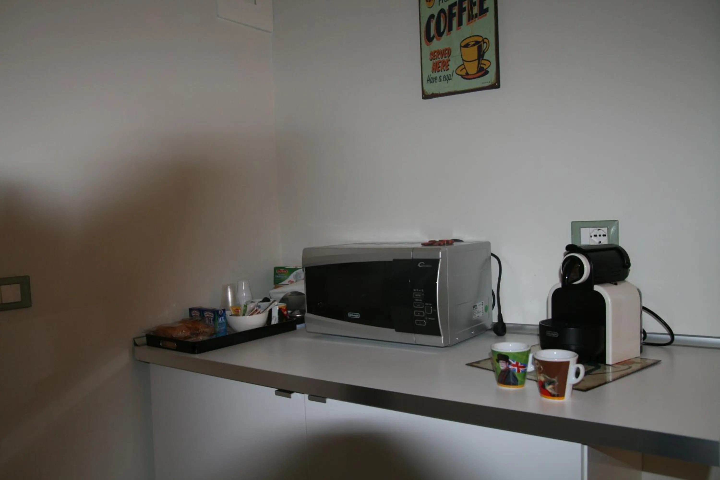 Coffee/tea facilities in B&B Mini Hotel Incity-close train station and port-