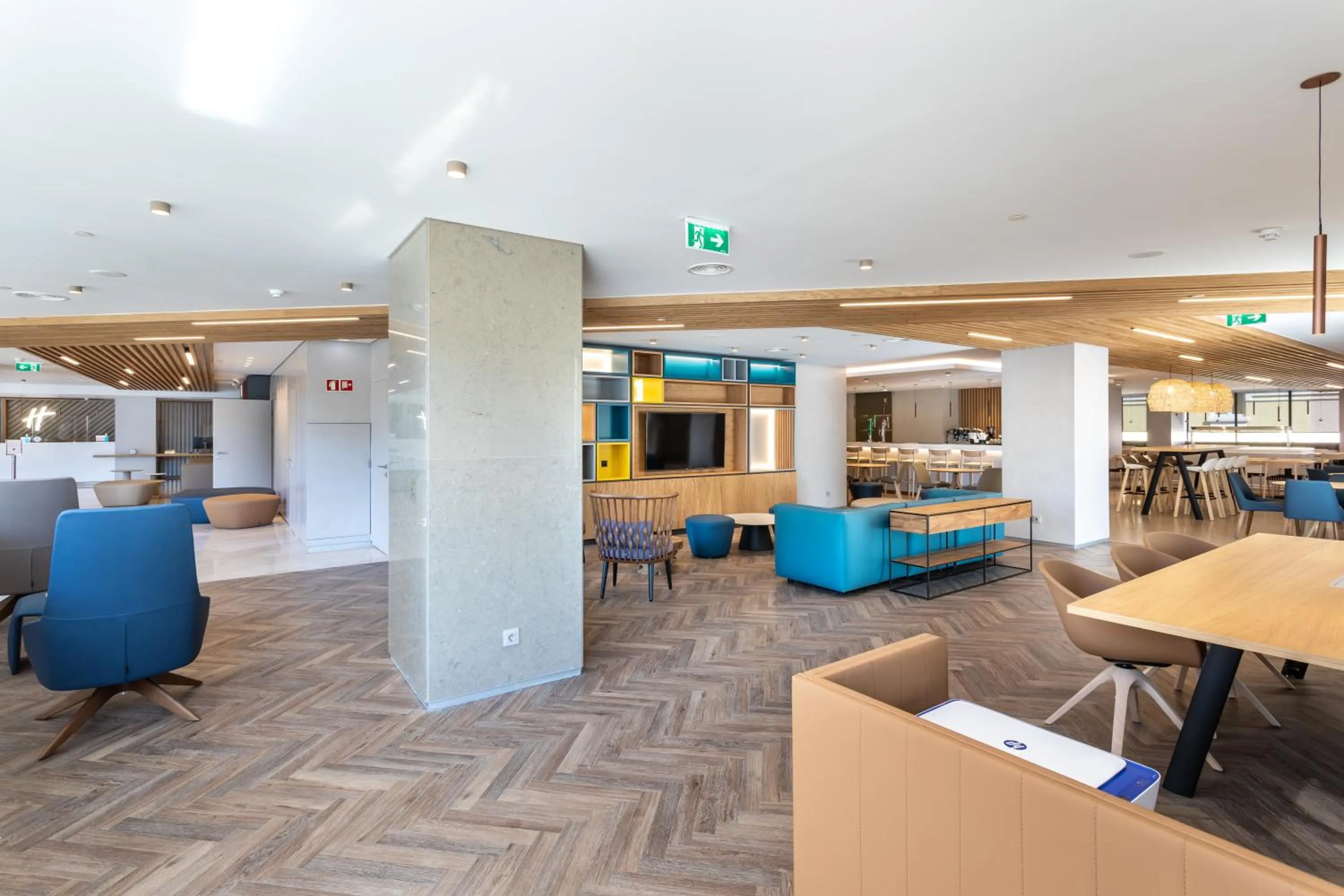 Property building in Holiday Inn Lisbon by IHG