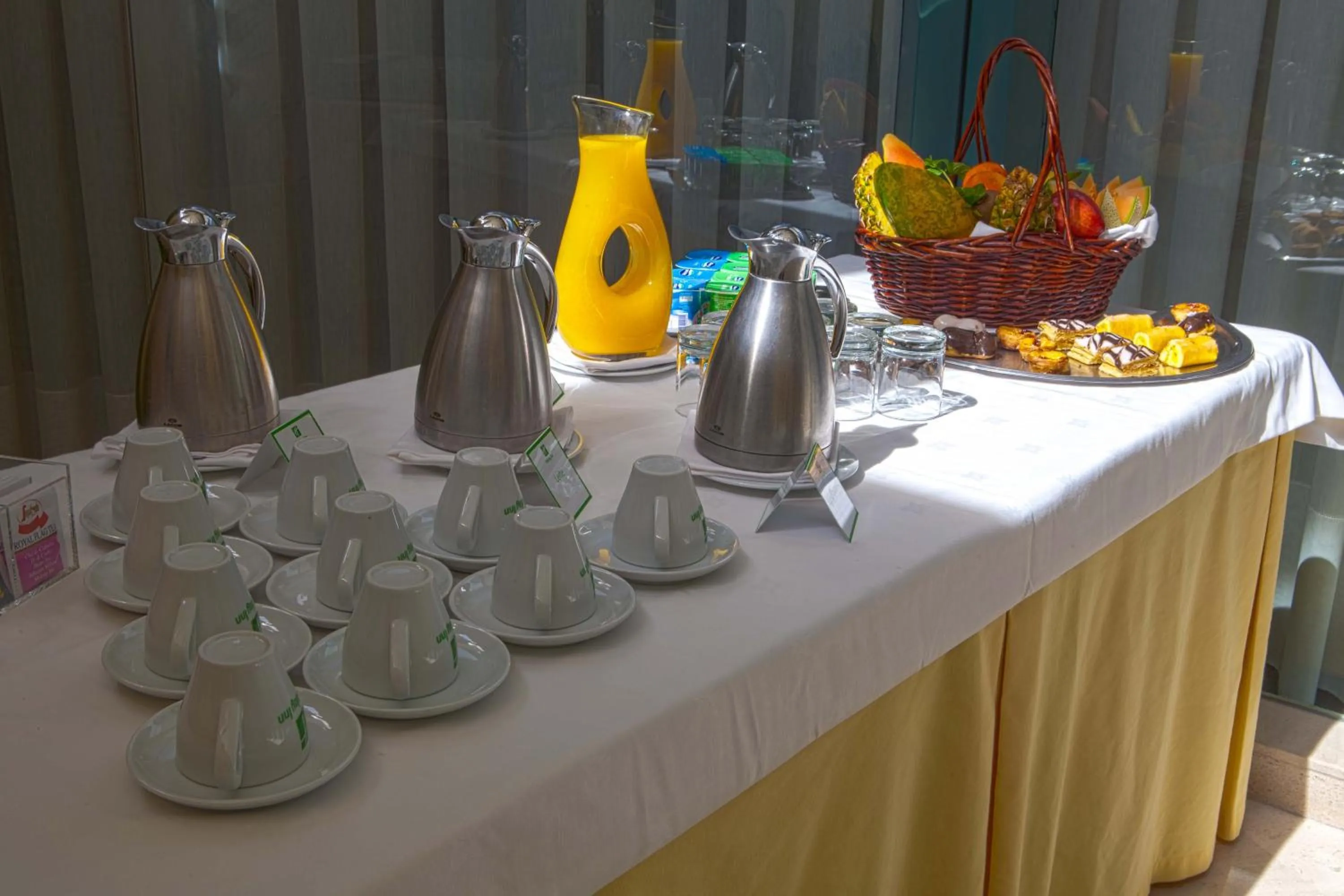 Meeting/conference room in Holiday Inn Lisbon by IHG