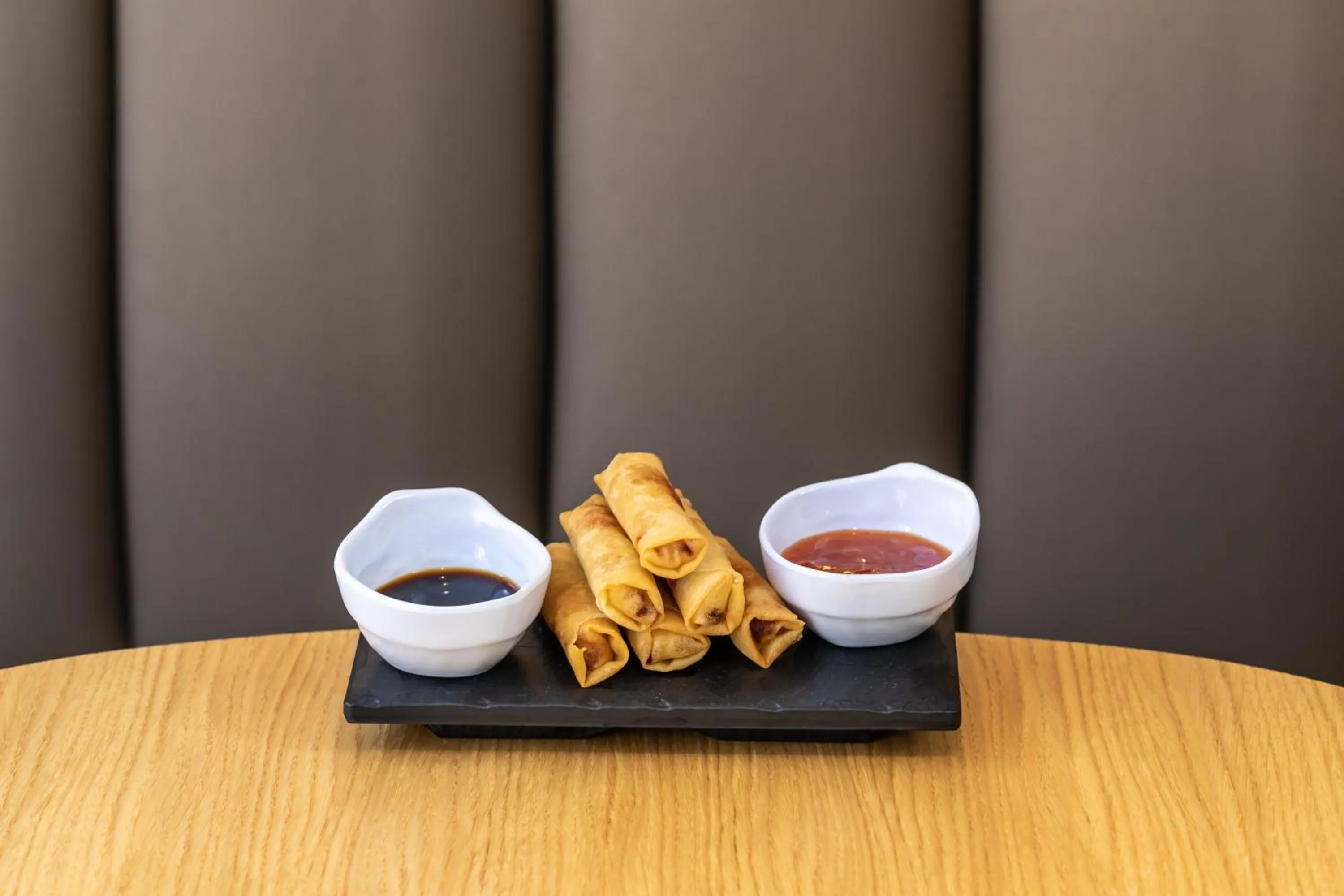 Restaurant/places to eat in Holiday Inn Lisbon by IHG