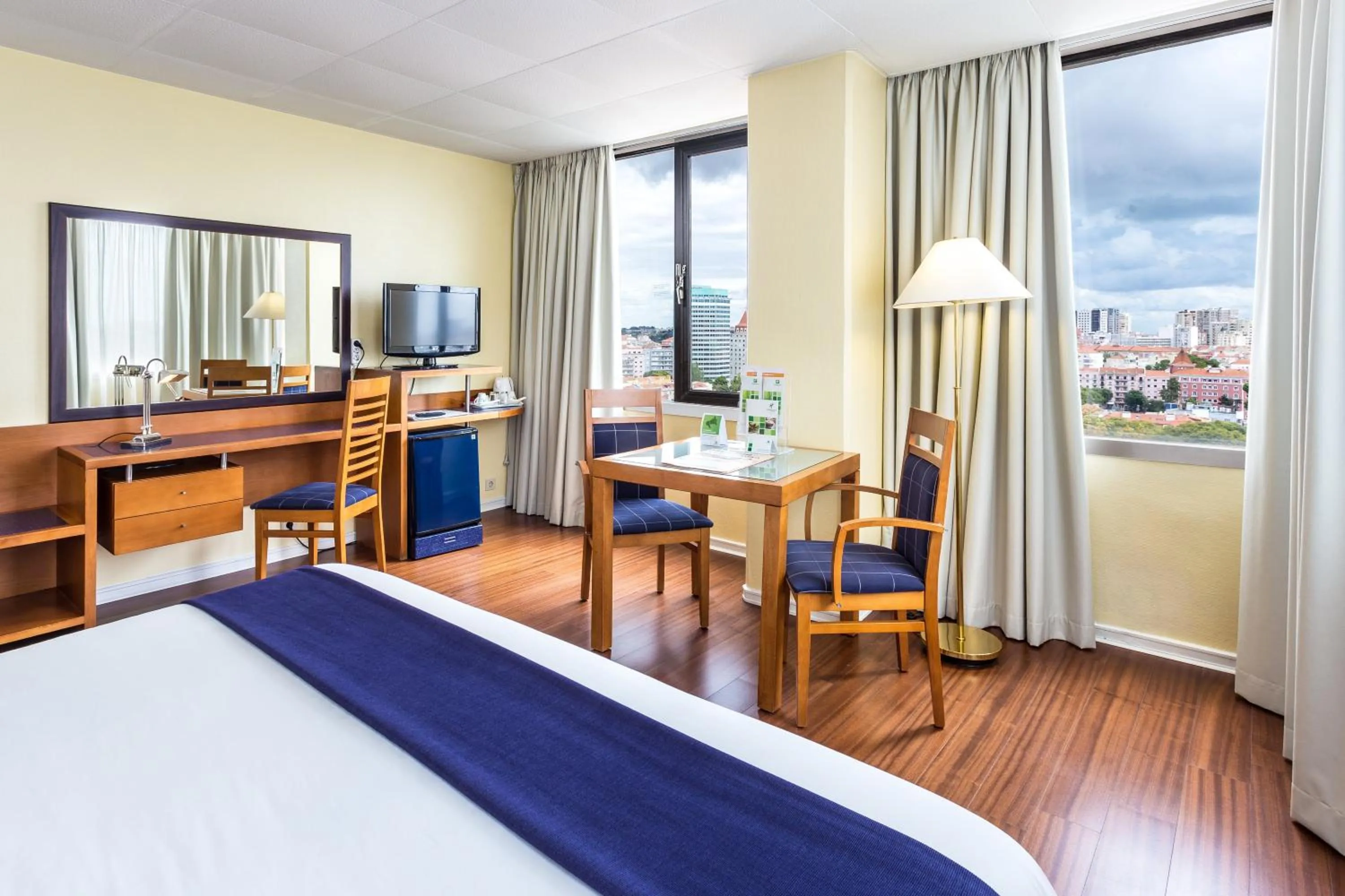 Photo of the whole room, Bed in Holiday Inn Lisbon by IHG