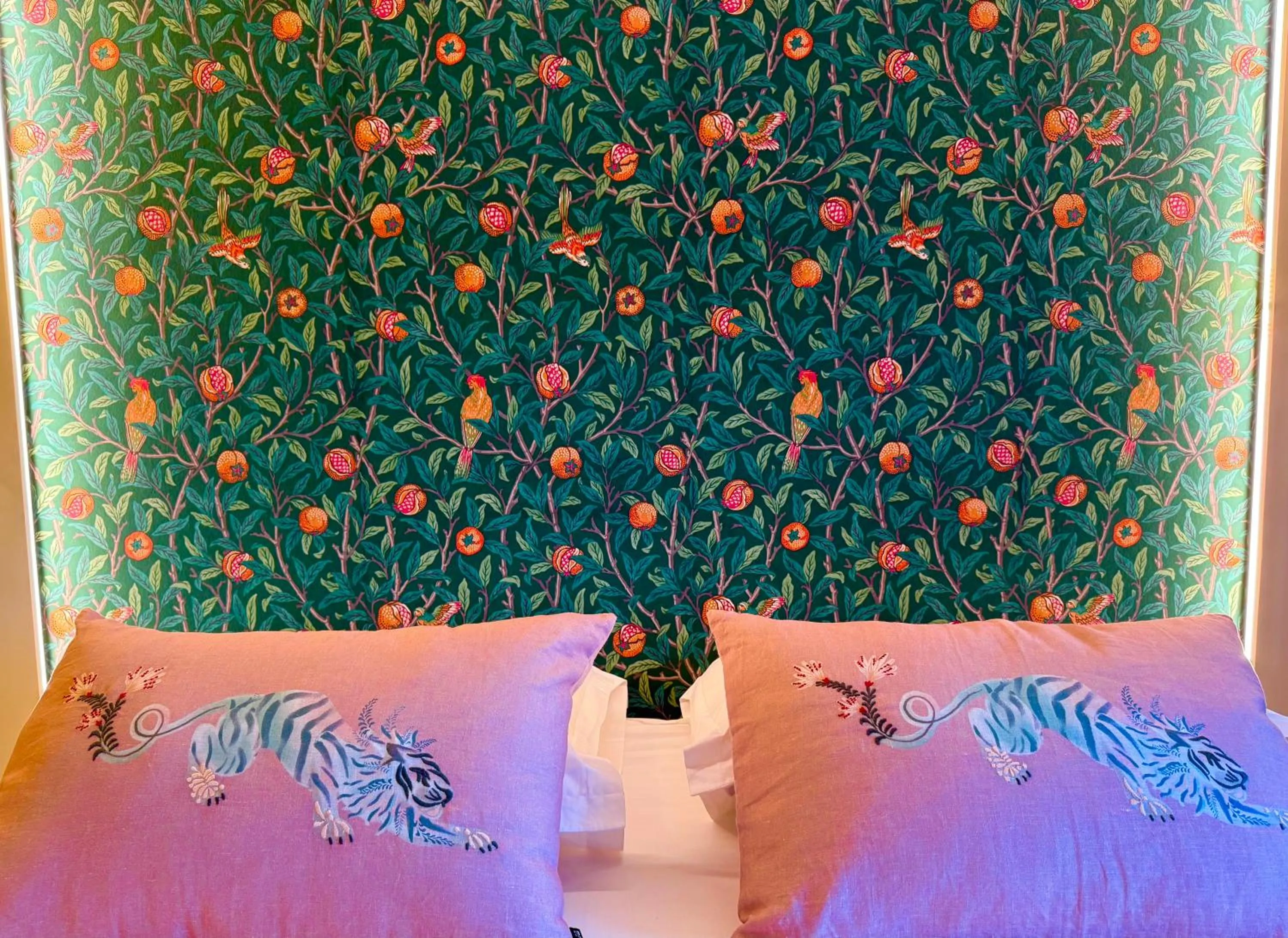 Bed in Hôtel Le Mistral