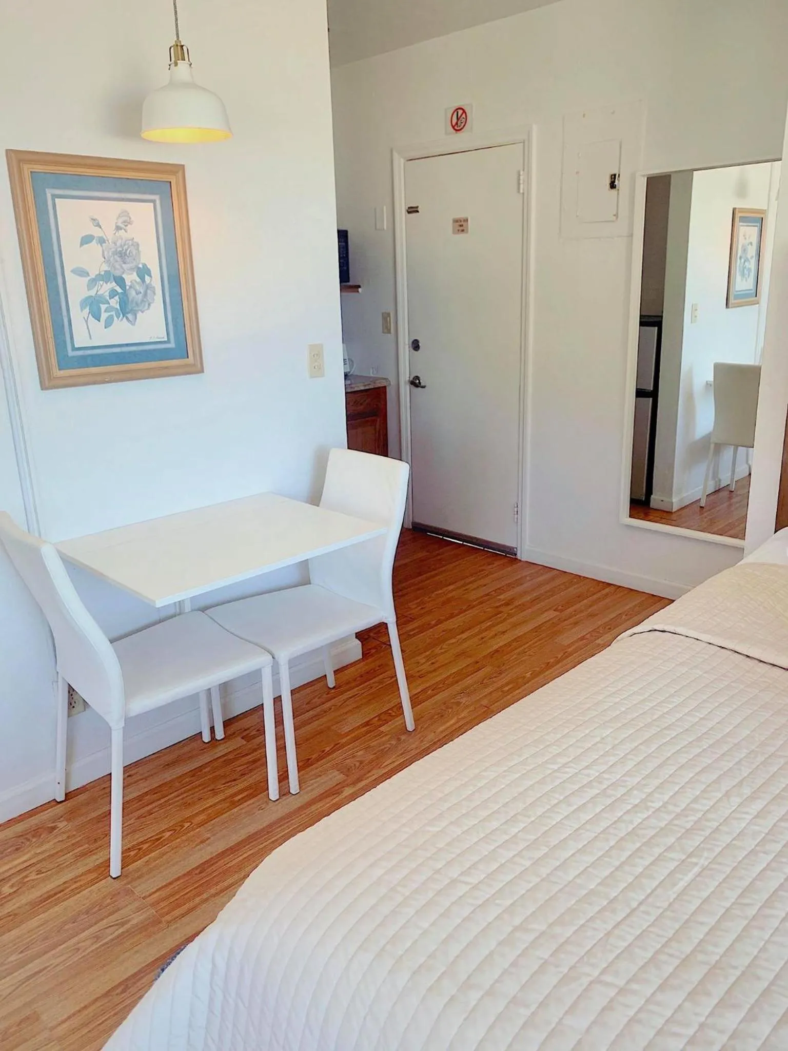 Bed in Ebb Tide Resort