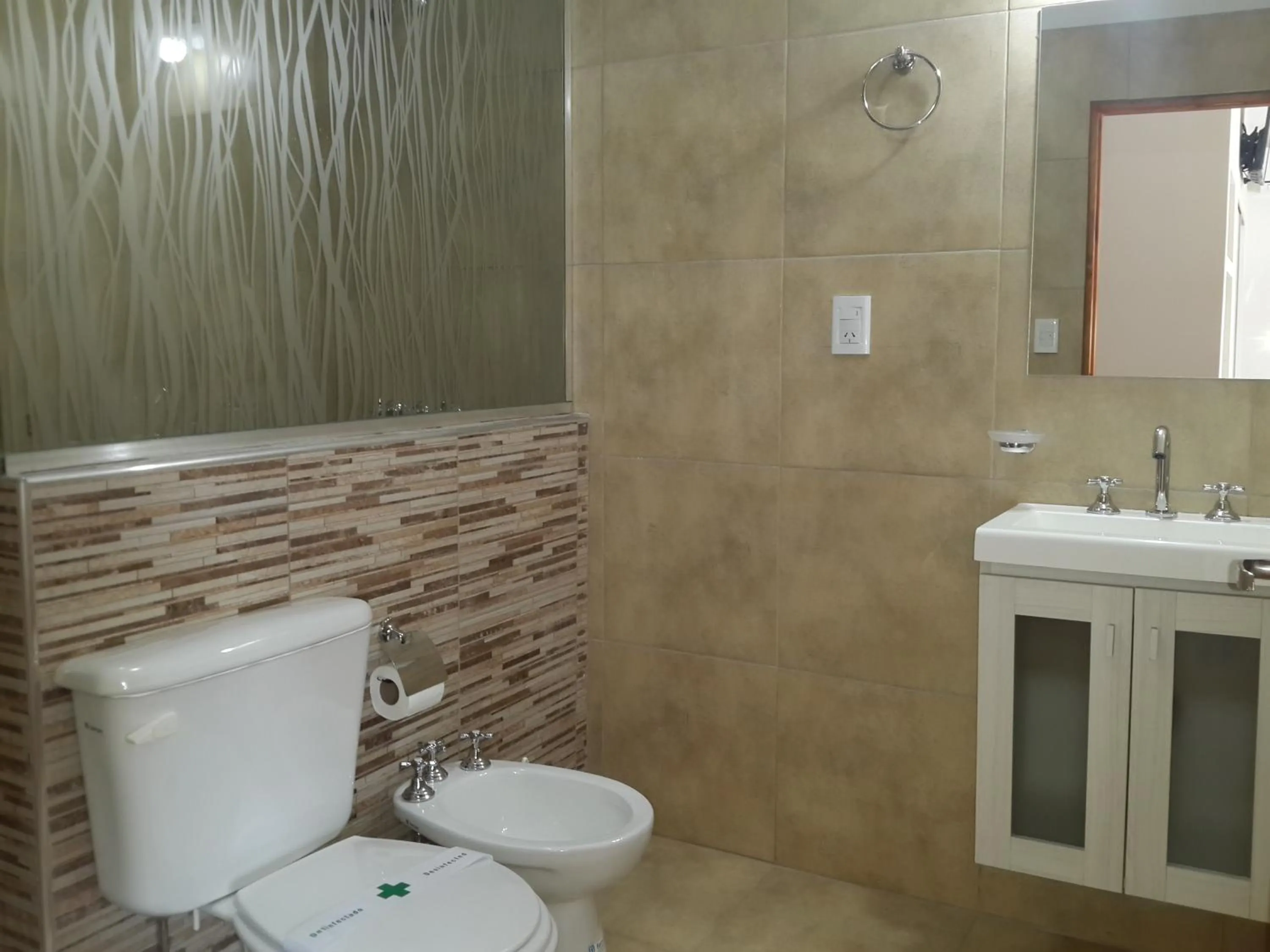 Shower in Hotel Mirador de las Sierras