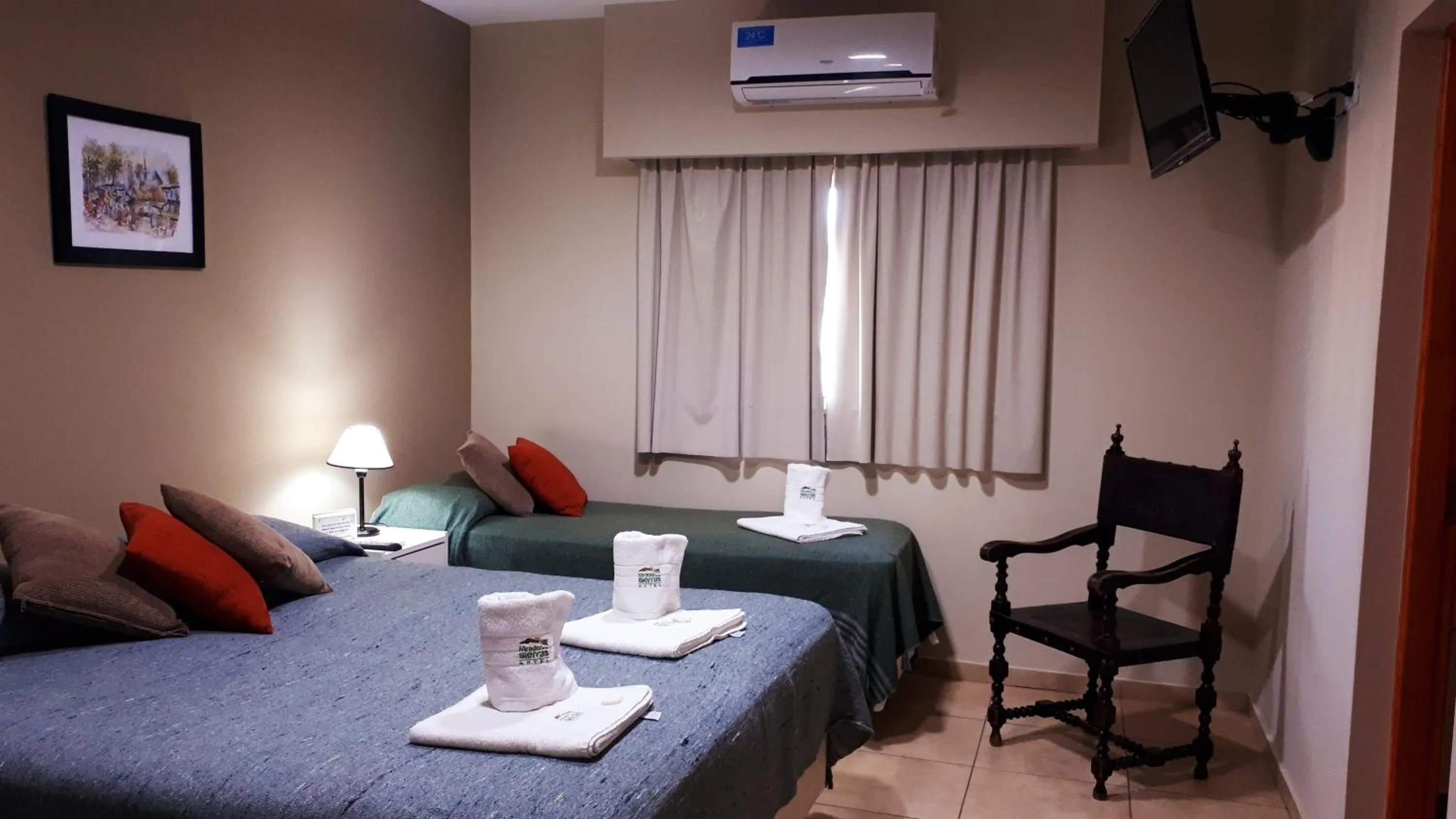 Photo of the whole room, Bed in Hotel Mirador de las Sierras