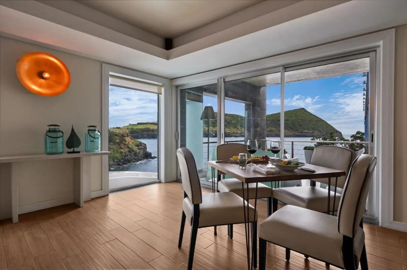 Lounge or bar in Hotel Do Caracol Lounge or bar in Hotel Do Caracol