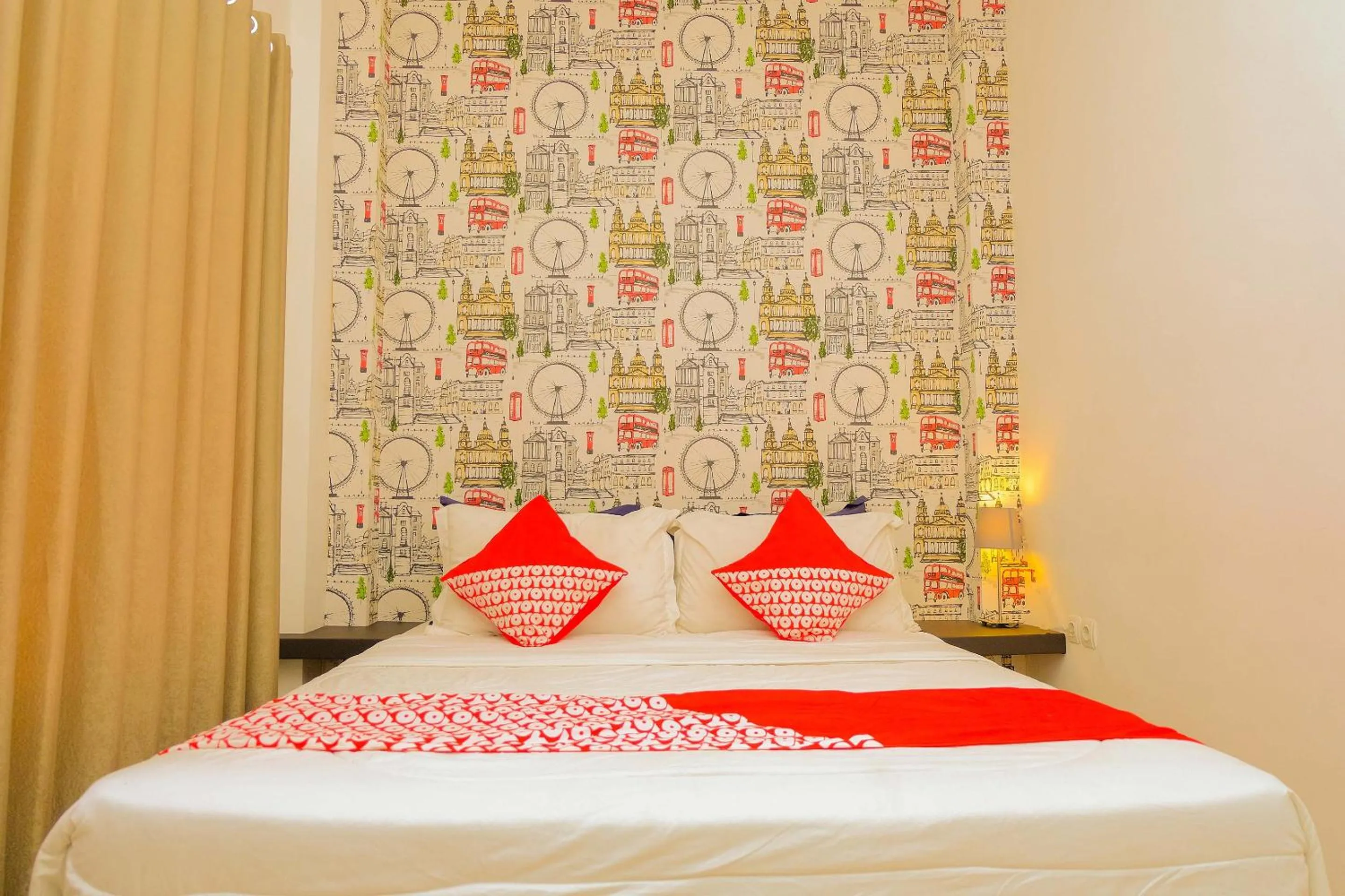 Bedroom, Bed in Hotel O 32 Guest House