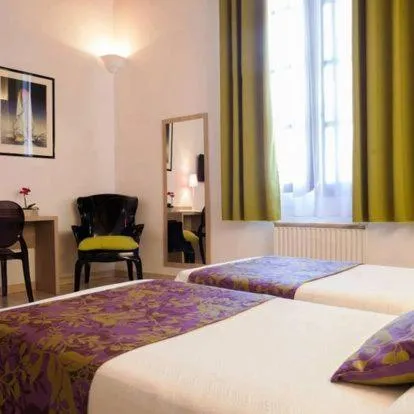 Twin Room in La Taverne