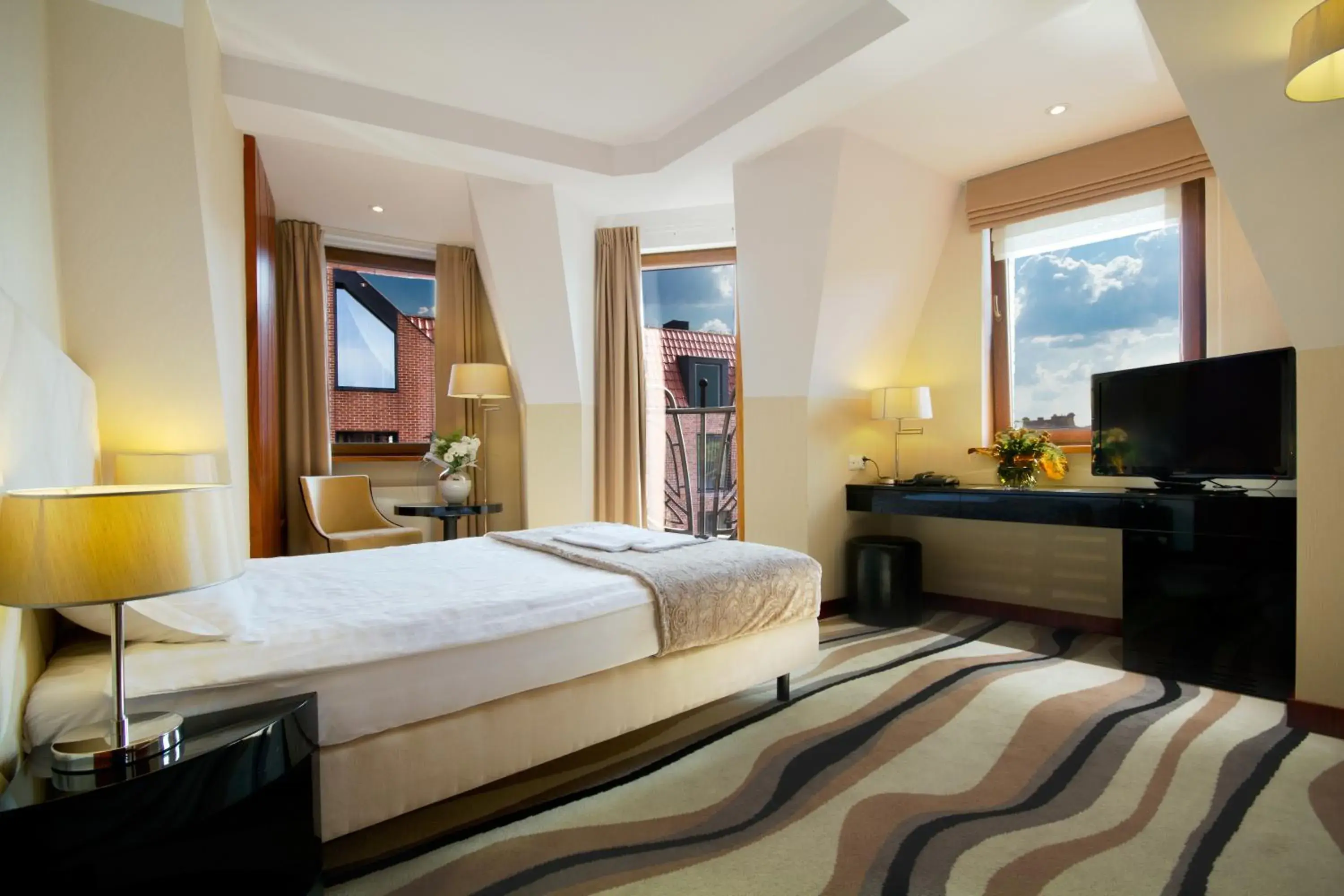 Standard Double or Twin Room in Hotel Fahrenheit Standard Double or Twin Room in Hotel Fahrenheit