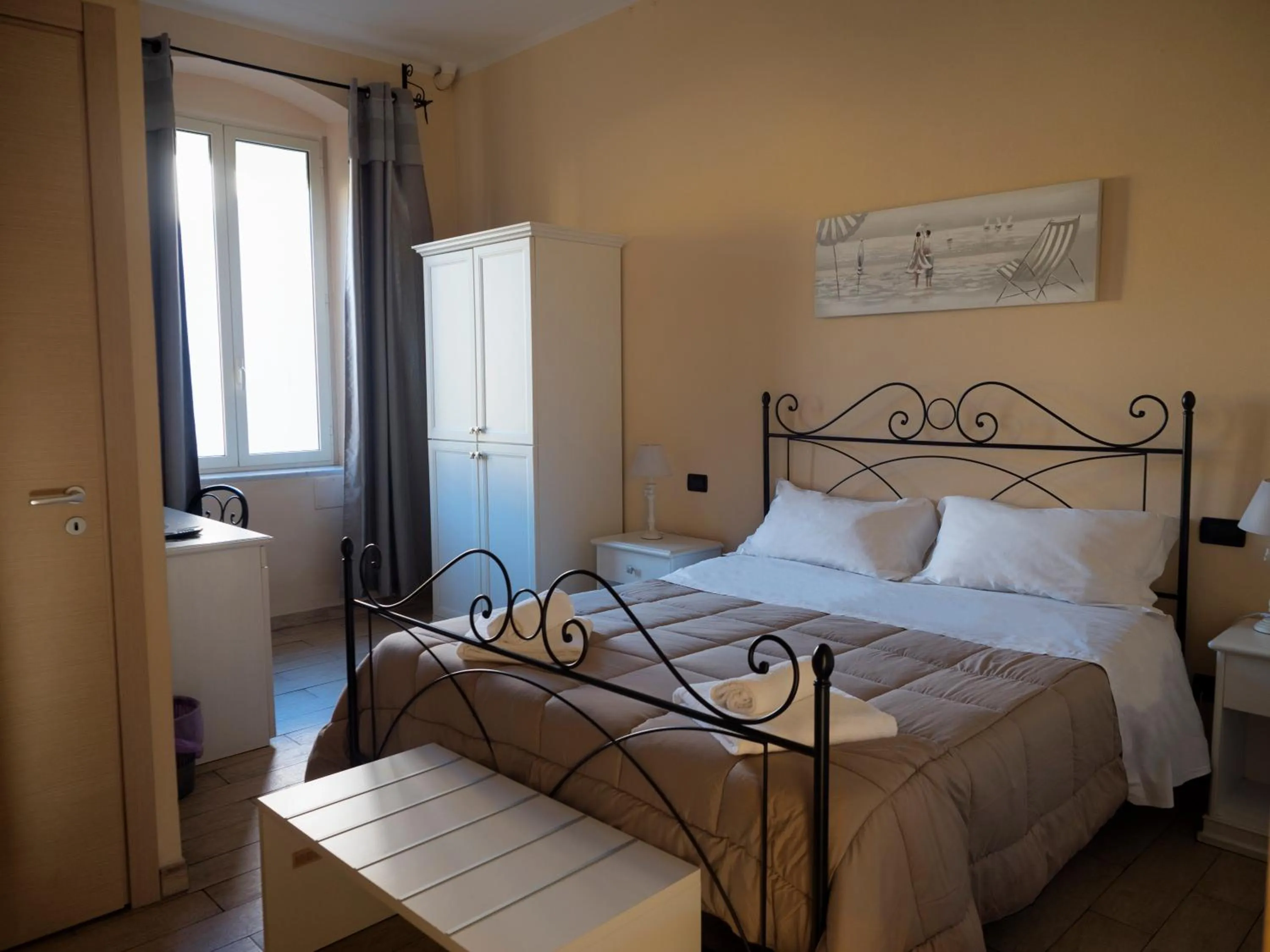 Bedroom, Bed in Affittacamere Lunamar