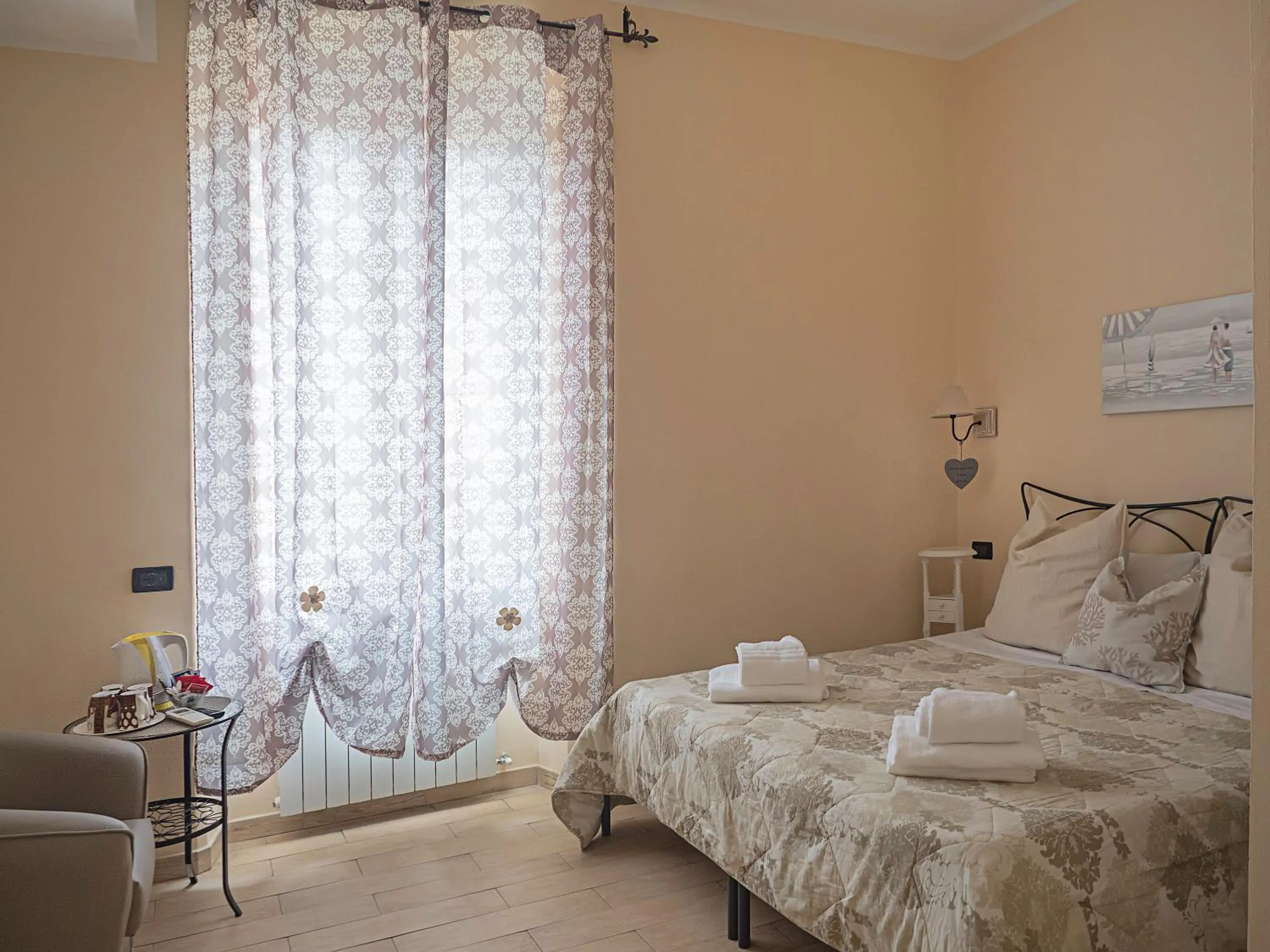 Photo of the whole room, Bed in Affittacamere Lunamar