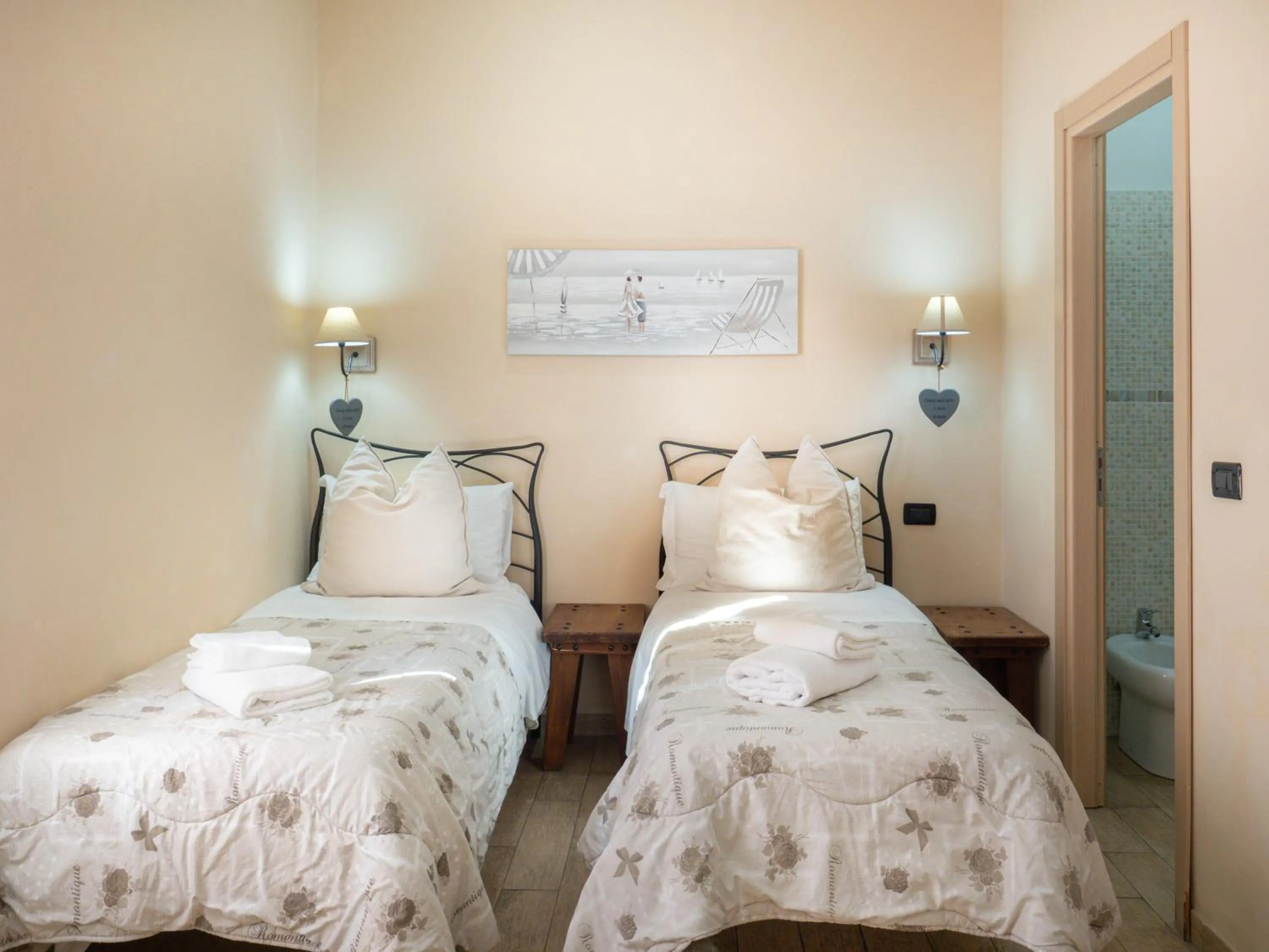 Bedroom, Bed in Affittacamere Lunamar