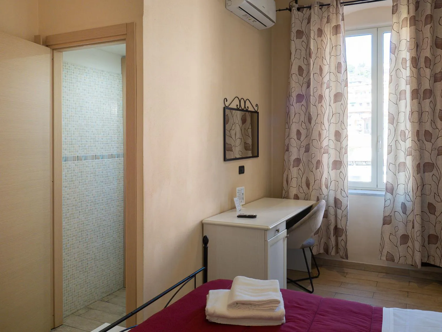 Bedroom in Affittacamere Lunamar