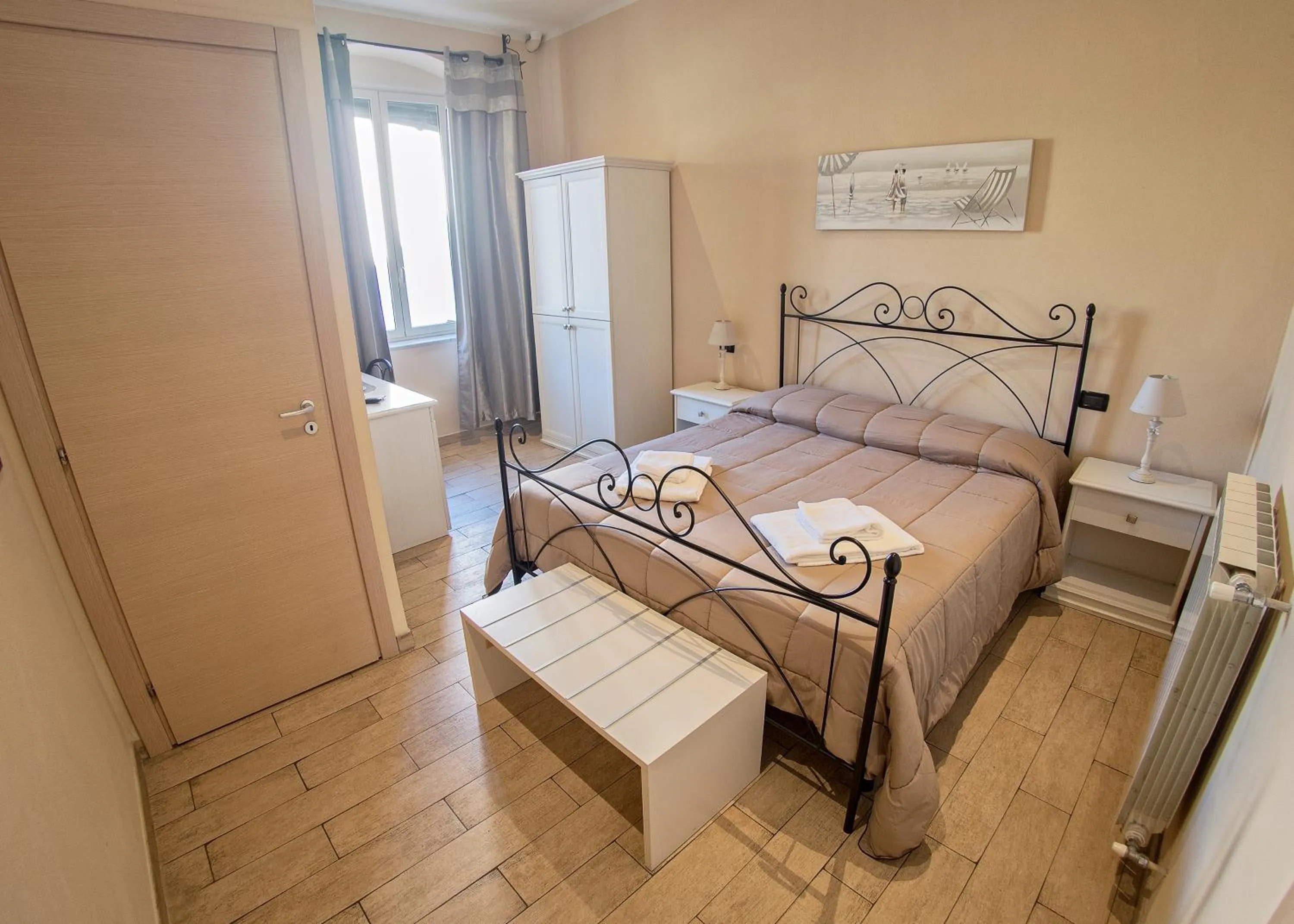 Bedroom, Bed in Affittacamere Lunamar