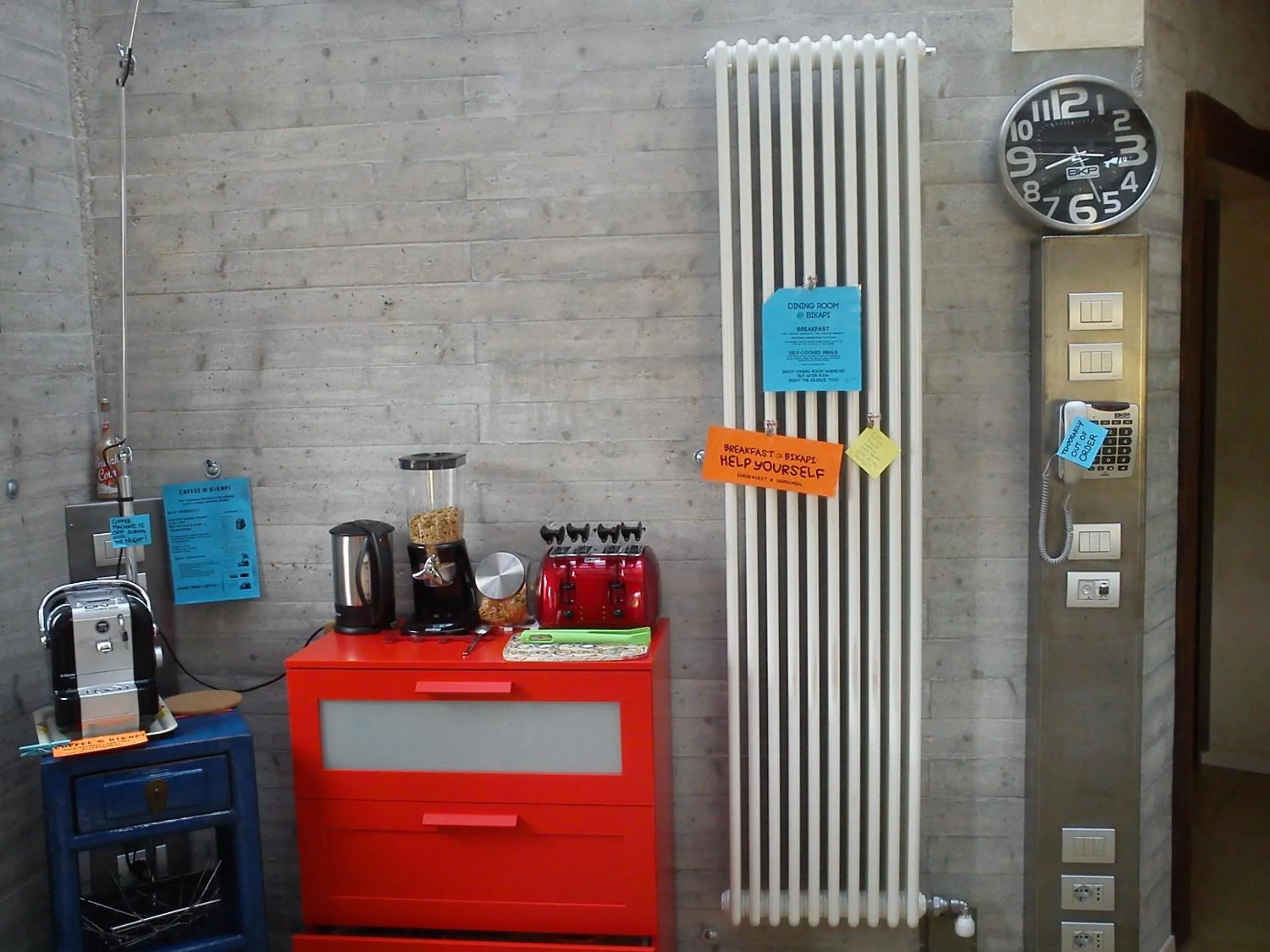 Coffee/tea facilities in Bikapi