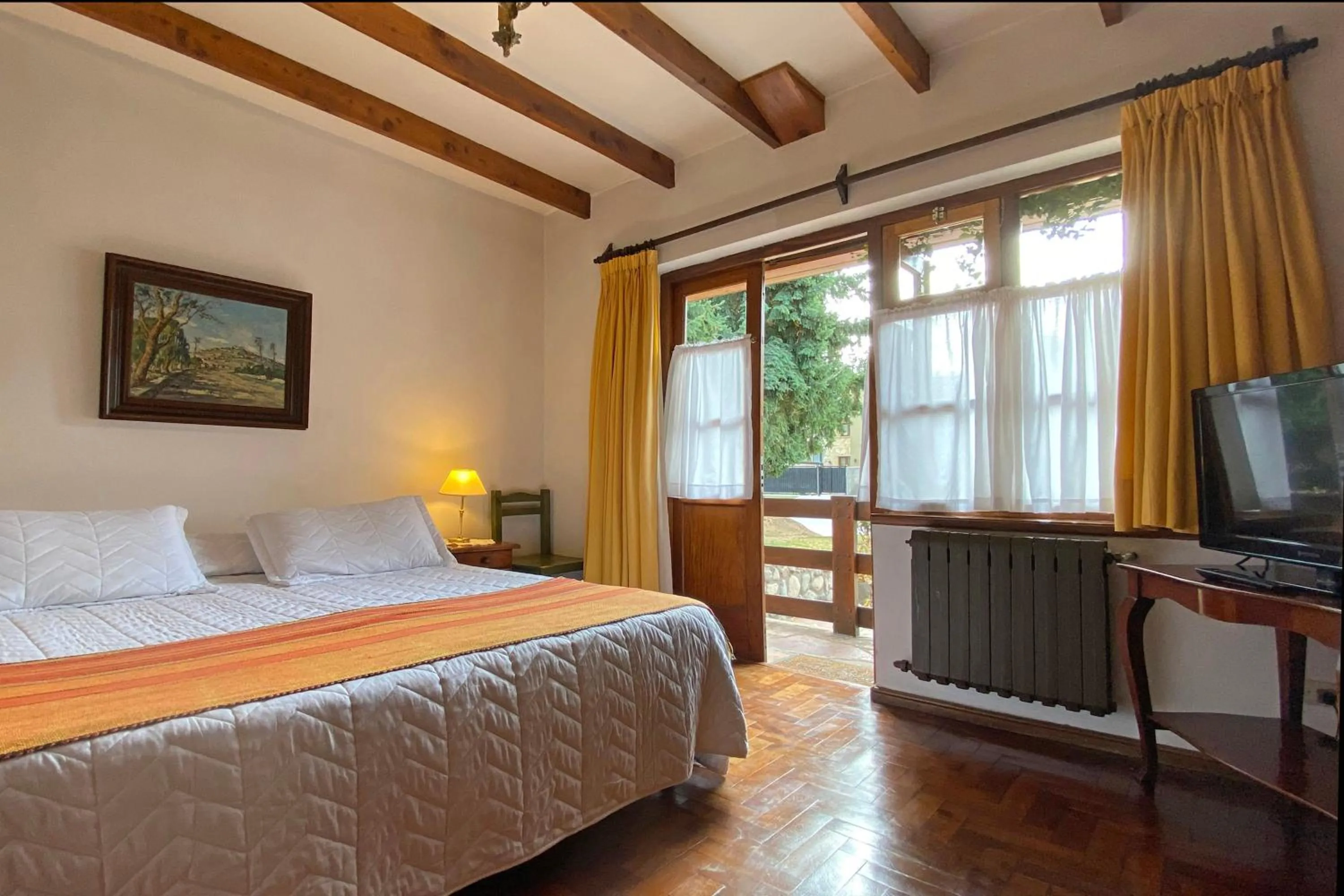 Hostería Canela B&B